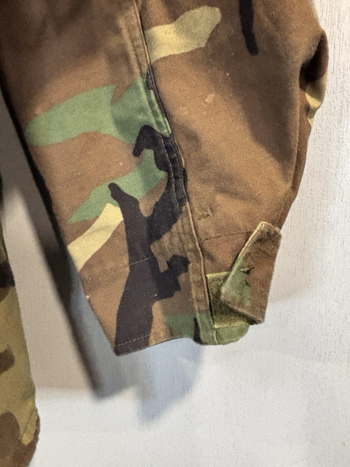 Vntg US Army M65 Field Jacket Mens Medium Short Woodland Camo Cold Weather 90's