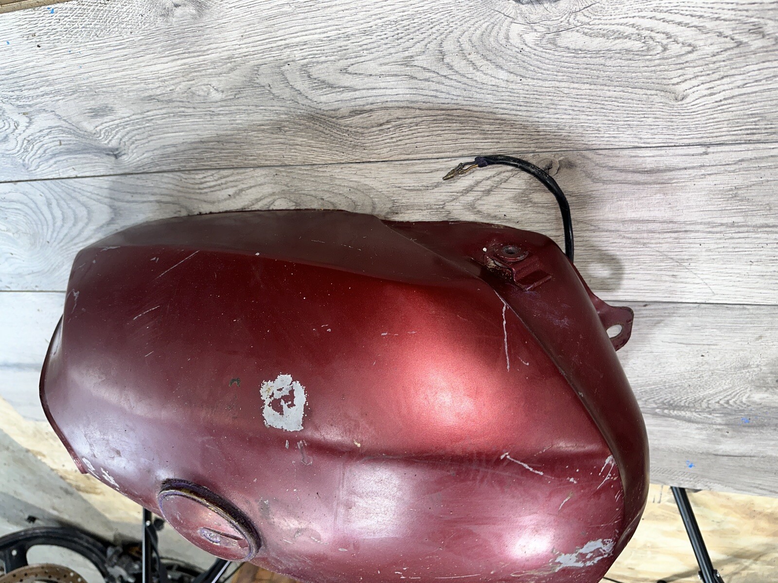 1983 Suzuki GS750E OEM GAS TANK