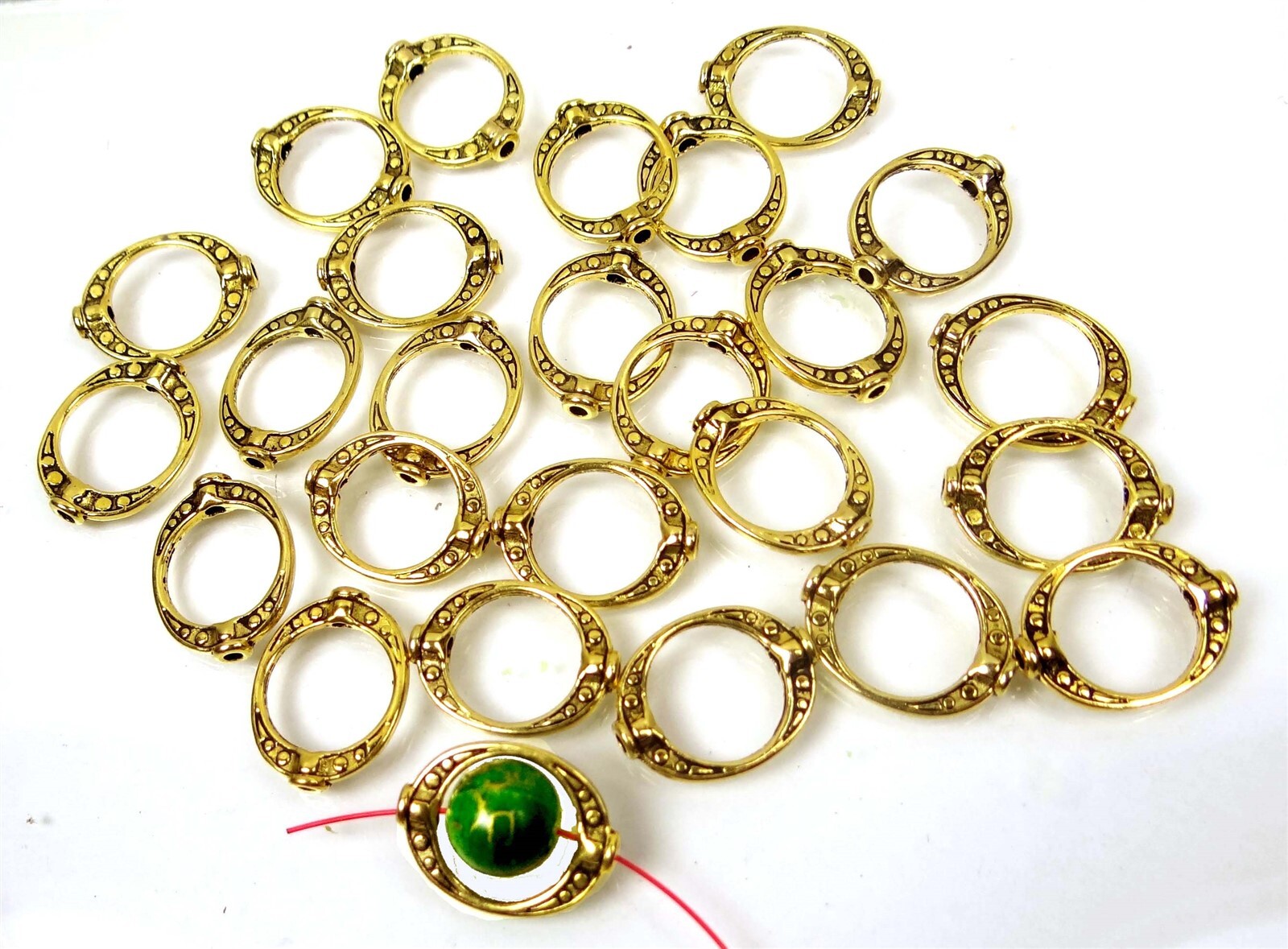 20 Antique Golden Pewter / Alloy Dodut Frame Gun Metal Oval Beads 20x15mm