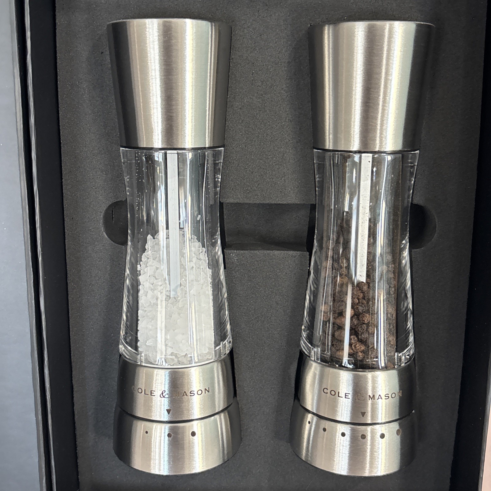 New Cole And Mason Derwent Stainless Steel Salt & Pepper Grinder Set