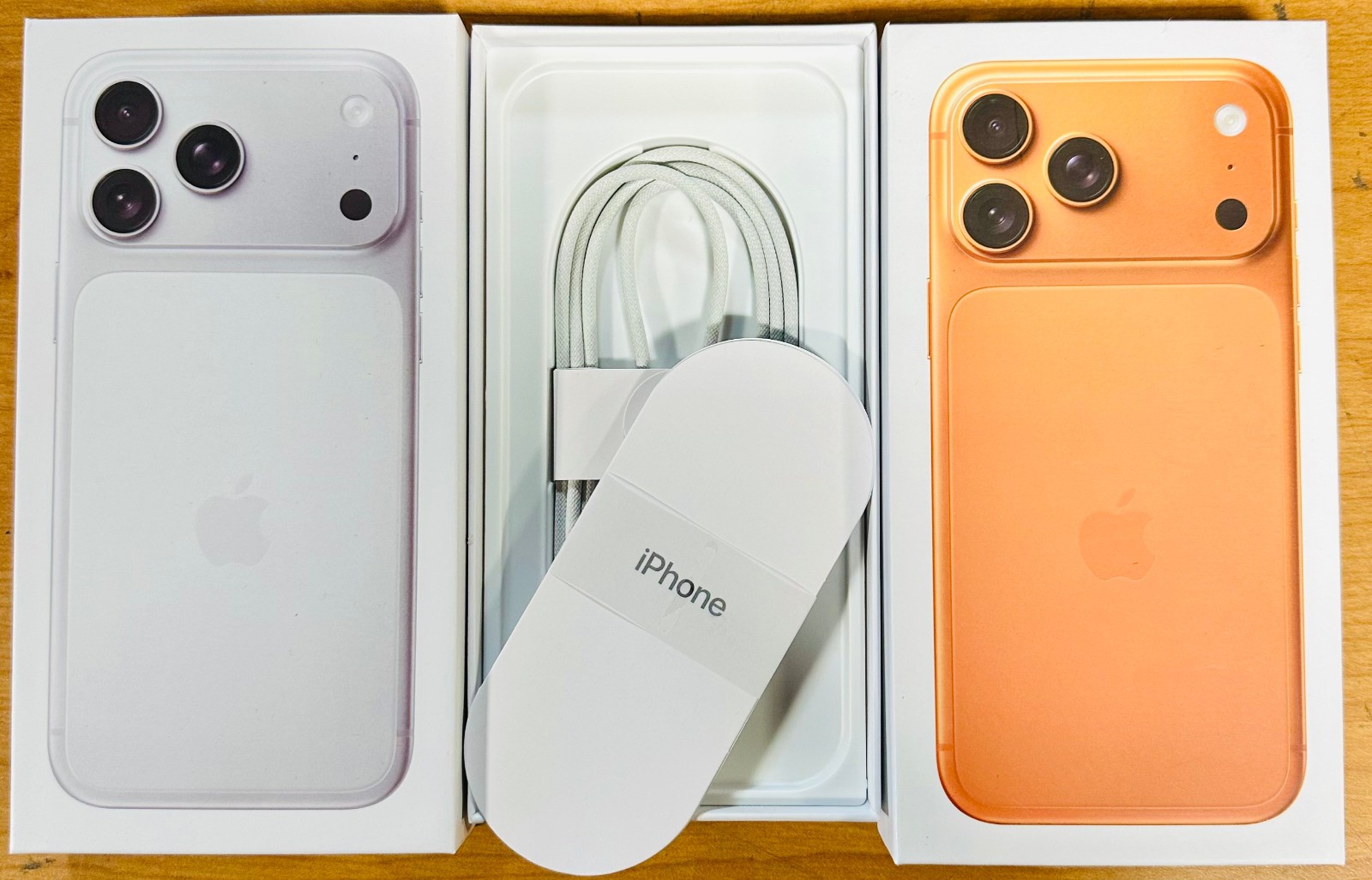 iPhone 17 Pro Max Empty Retail Box with option of cable New- All Colors