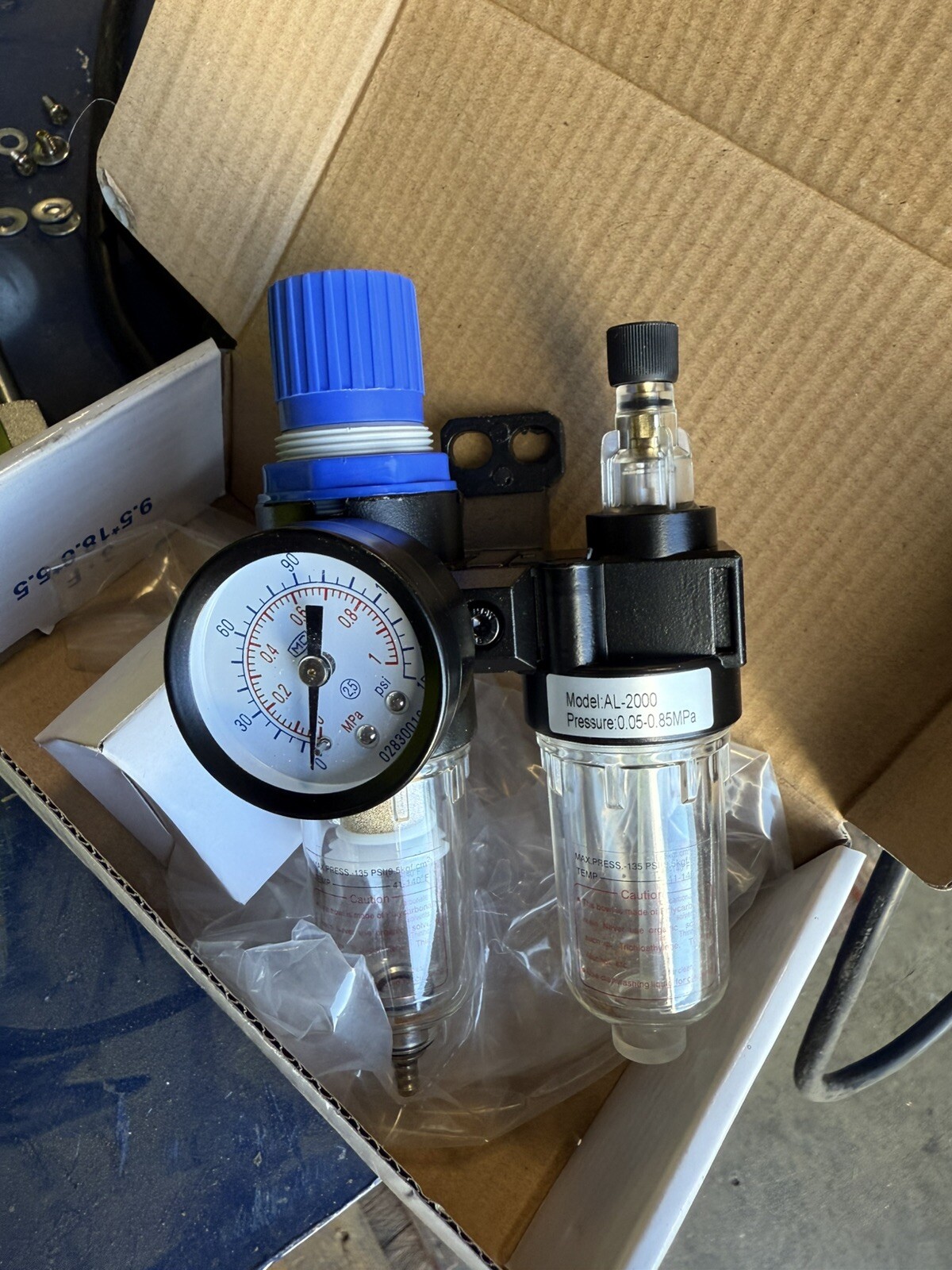 1/4" Air Compressor Oil Water Separator Regulator Moisture Trap In Line Filter