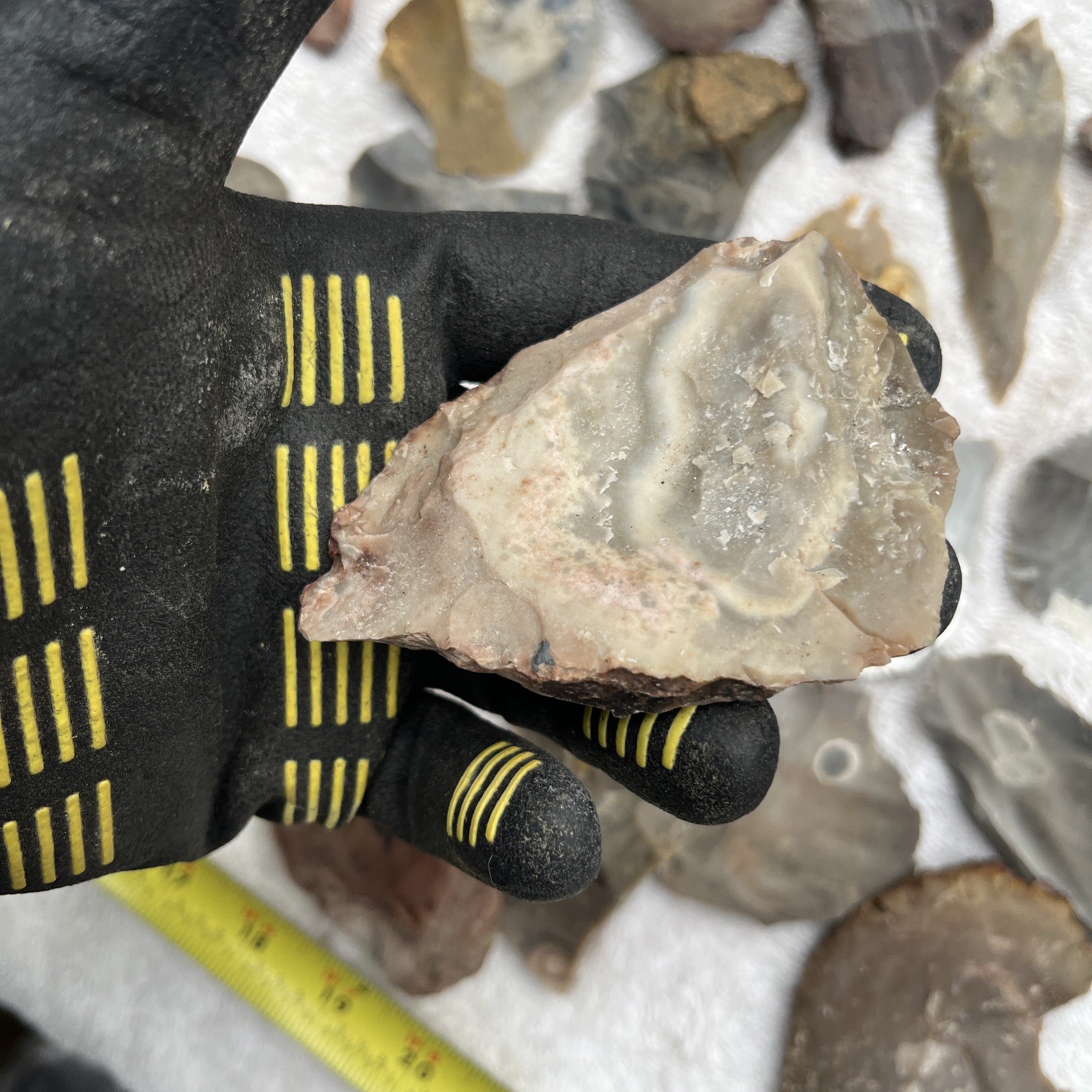 Heat Treated Variety Texas Chert/Flint spalls for making 1-5 in. Points -12 lbs.