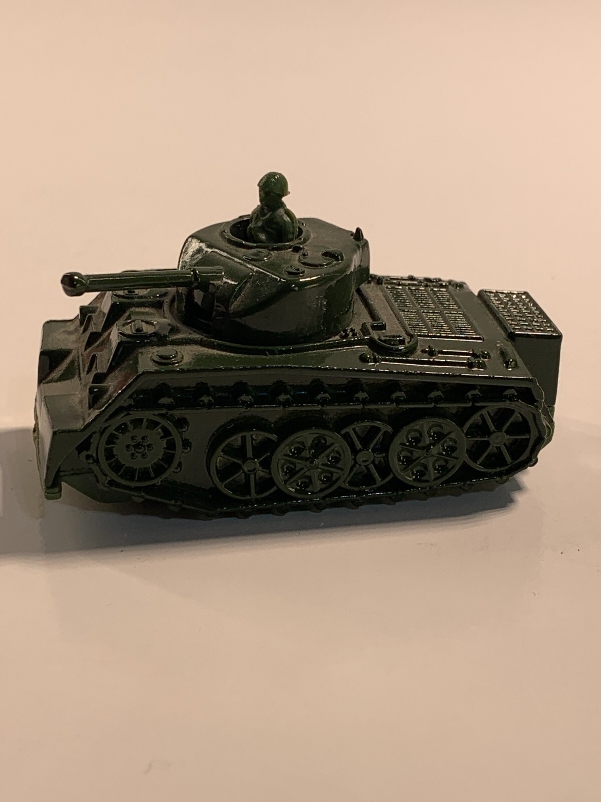 1980-90s Collectible Pencil Sharpener Green Army Tank With Moving Turret B8