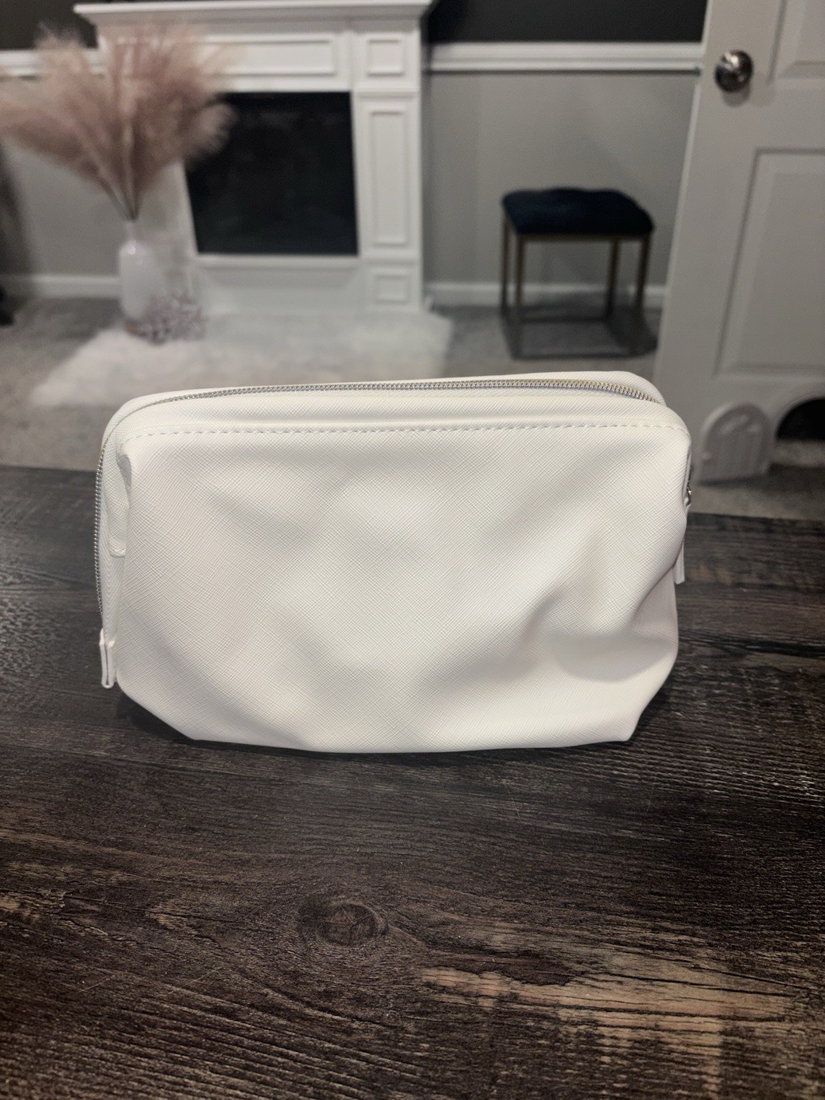 Elemis White Cosmetic Makeup Travel Bag W/ Wide Top - Approximately 8x5x4 - NEW