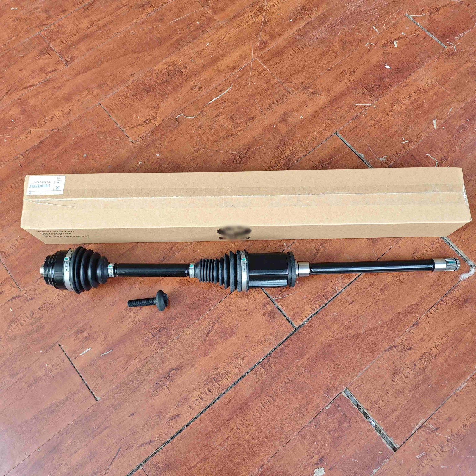 Front Right CV Axle Shaft 31608092196 for BMW M3 M4 G80 G82 G83 xDrive AWD 21-24