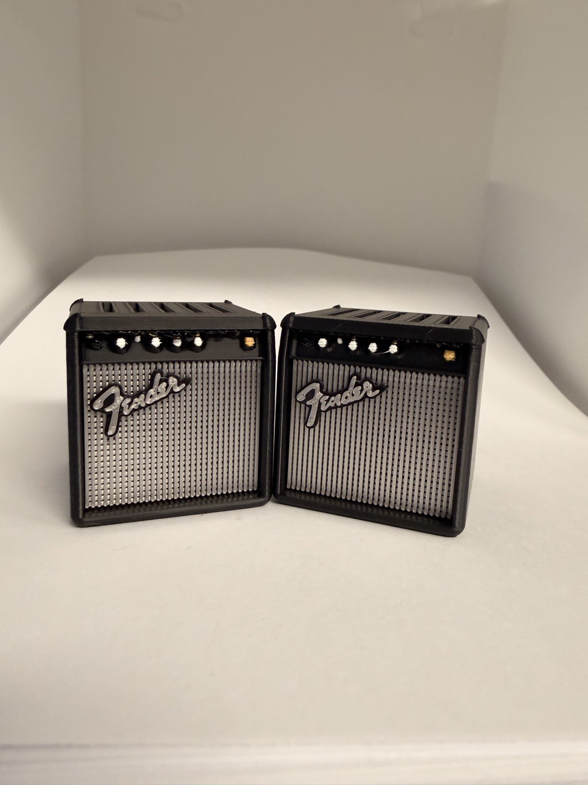 Mini Guitar Amp Pick Holder Fender (single)