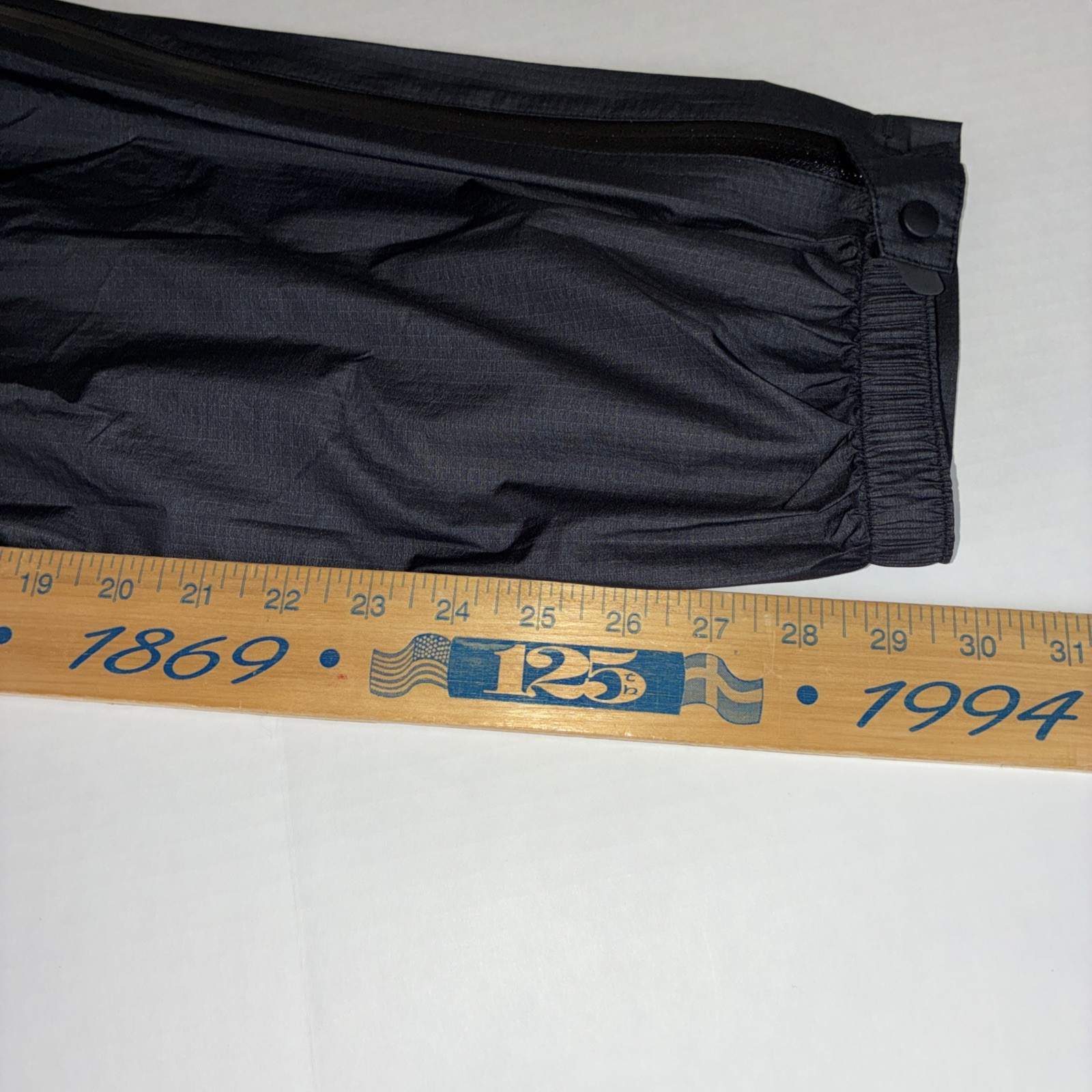 Outdoor Research Gore Tex Waterproof paclite black pants Medium