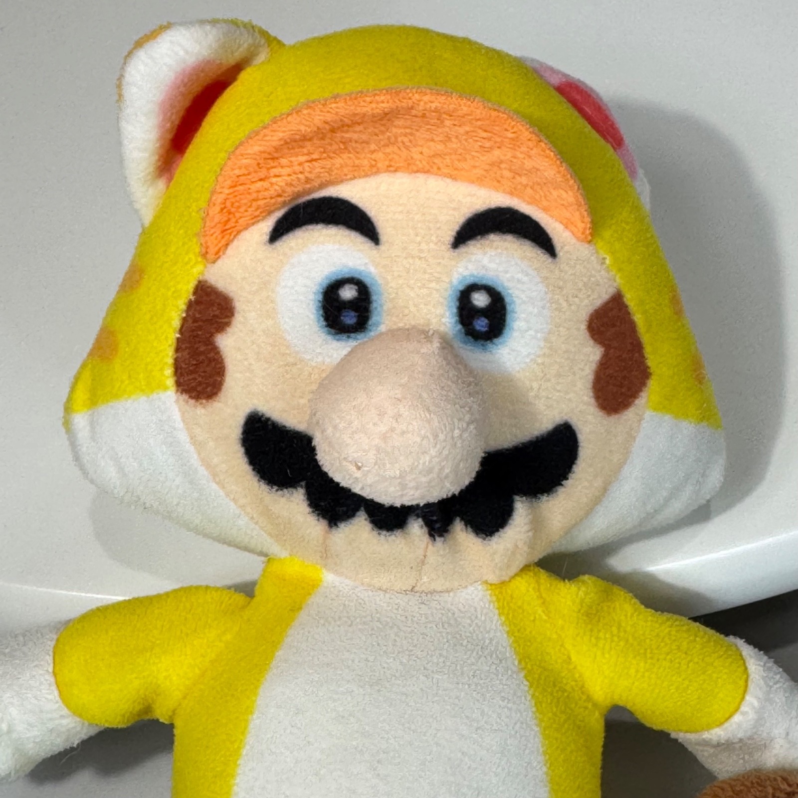 Super Mario and Sonic The Hedgehog Plush Lot of 5 Video Game Stuffed Toy Mix