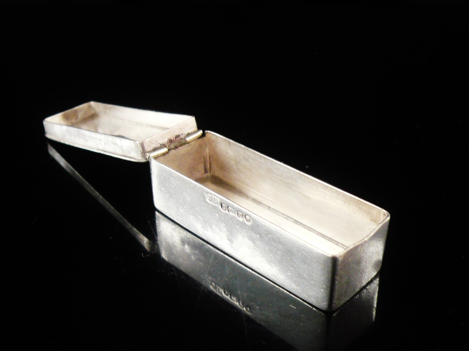 Sterling Silver Tooth Powder Box, Hallmarked London 1842