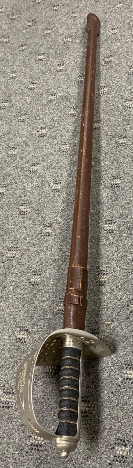 WILKINSON COLDSTREAM GUARDS SWORD & SCABBARD APPOINTMENT QUEEN ELIZABETH II