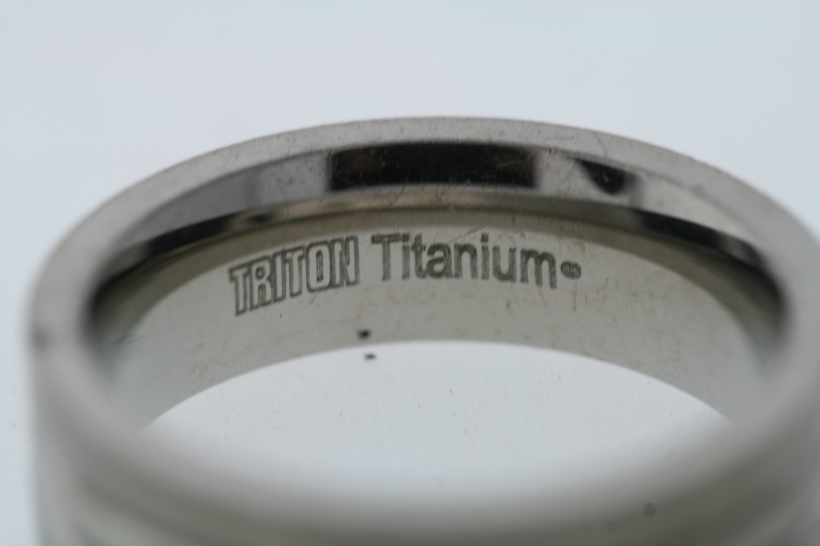 Men's TRITON Titanium Square Grooved 7mm Wedding Band Ring