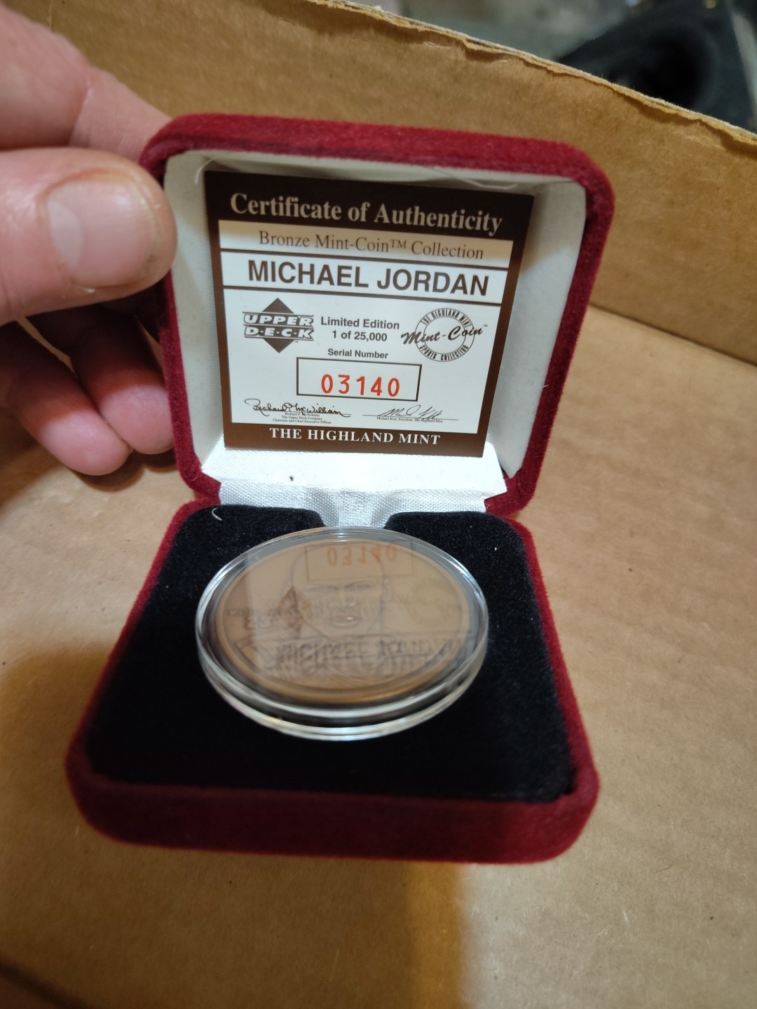 Michael Jordan Highland Mint Bronze Coin /25000 COA Chicago Bulls