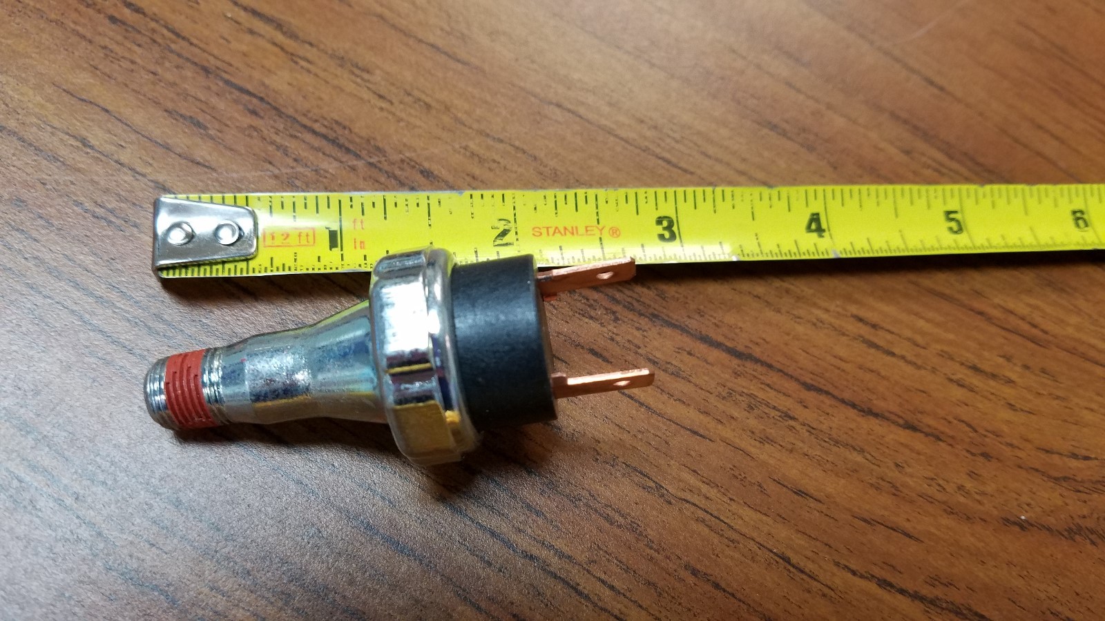 Low Lube Air Oil Pressure Switch as Compared to Haas® PN# 93-1311 / 93-1311A