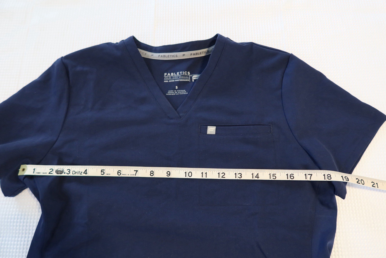 Fabletics Vital 1-Pocket Scrub Top- Navy, Small