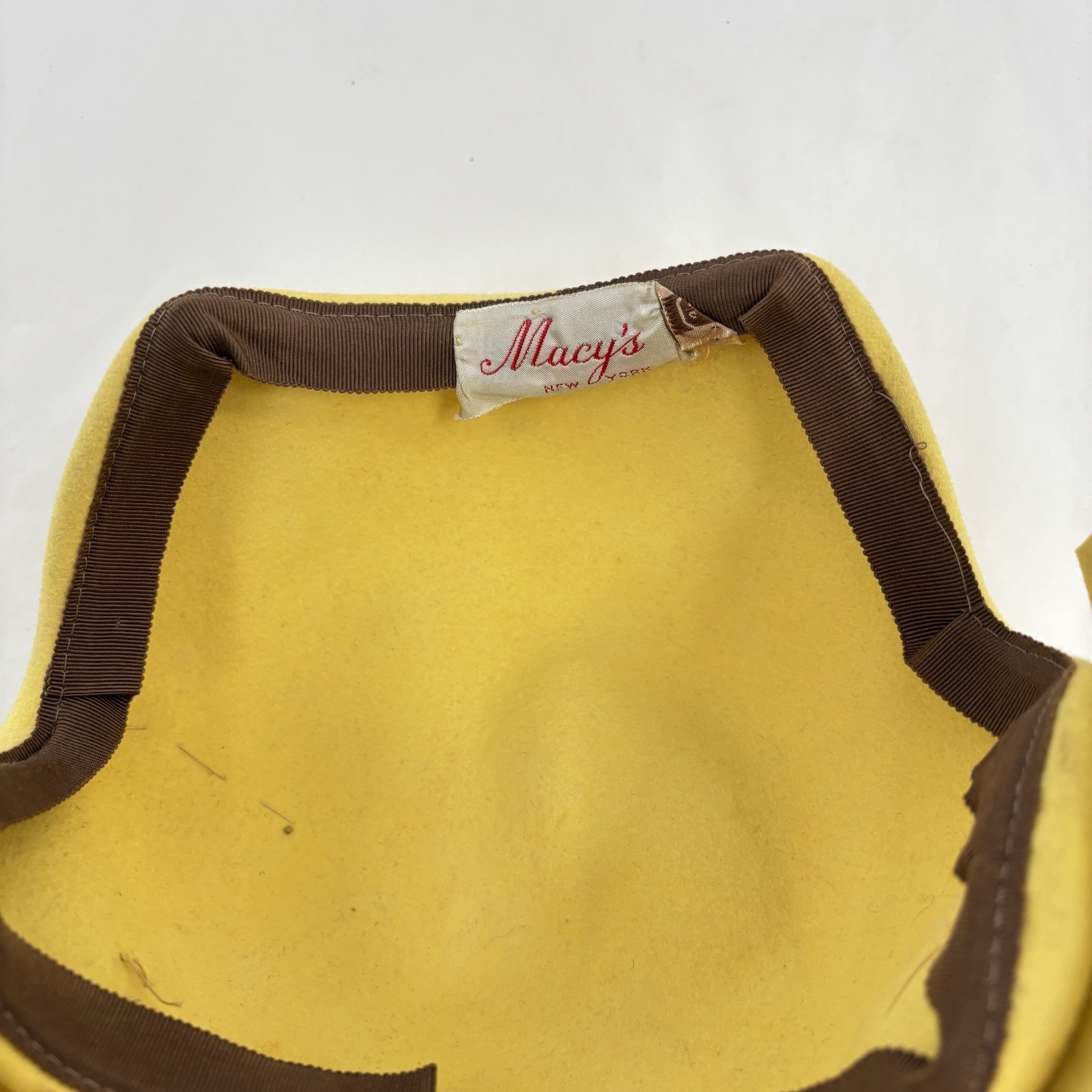 Vtg 60s Mustard Felt Tilt Hat Macy’s Mod Cocktail Jackie O Style