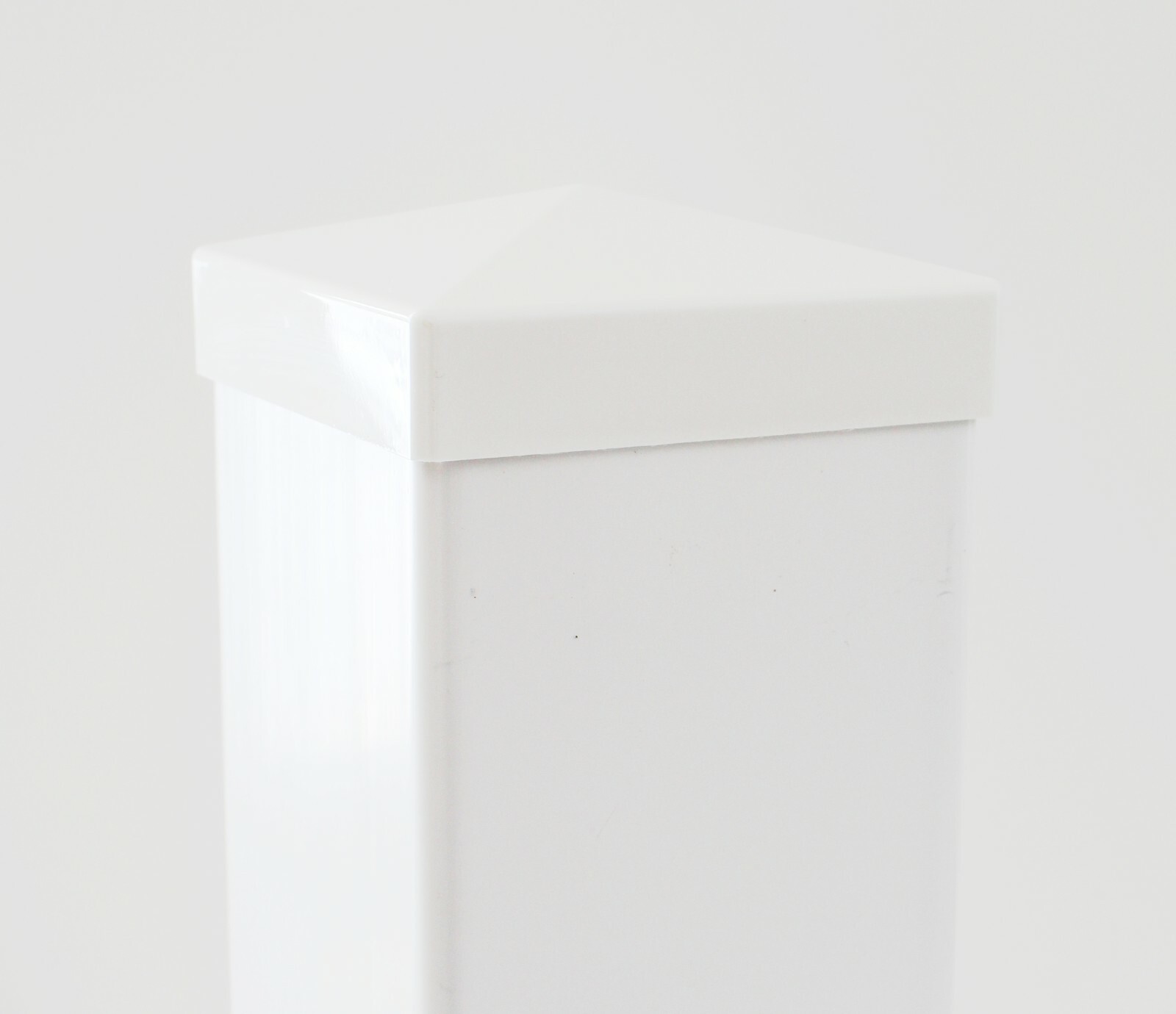 True 5x5 (127mm x 127mm) Plastic Pyramid Vinyl Fence Post Cap White 1,2,4,5,6 pk