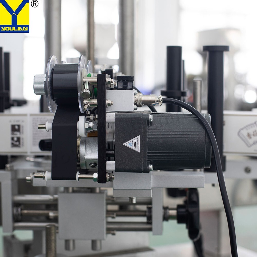 Fully automatic label machine for round bottles Wine Juice Bottle Labeling Machi