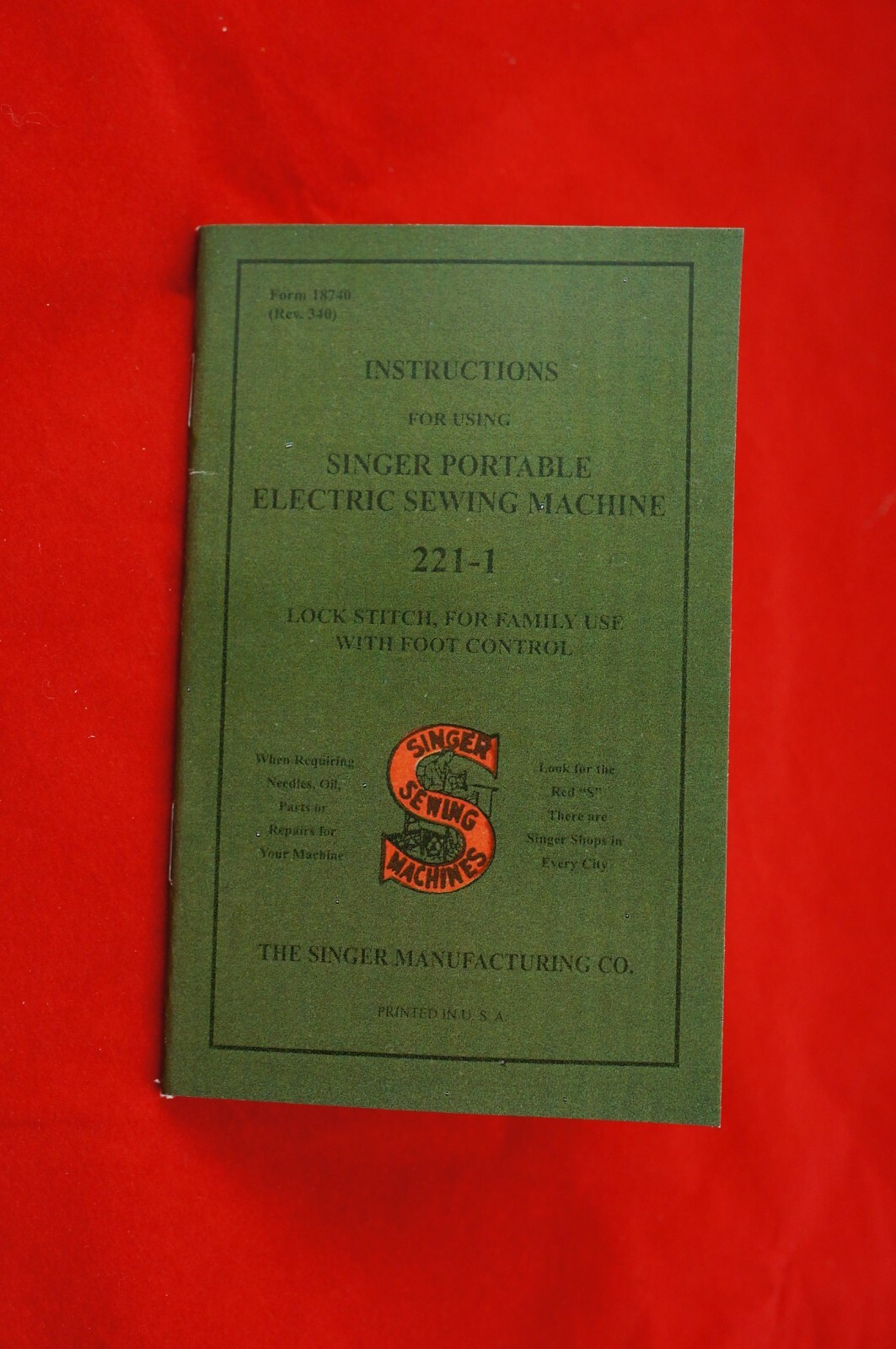Singer Featherweight 221 221-1 Sewing Machine Owners Manual Feather Weight