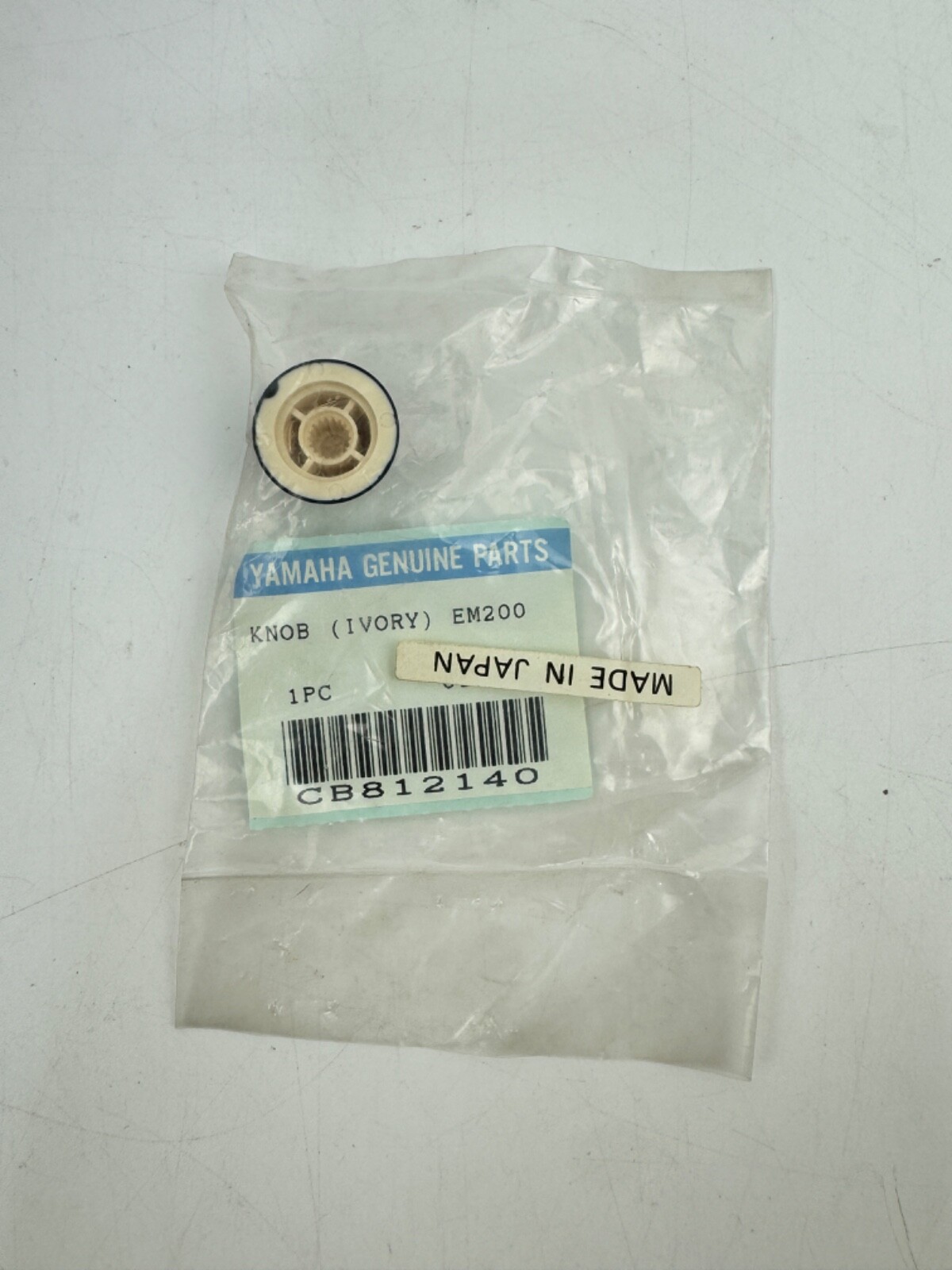 YAMAHA Ivory Knob for EM200 Part# CB812140
