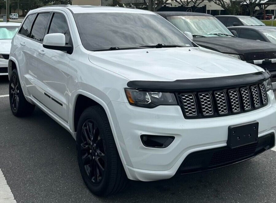 BugFlector Hood Protector Bug Shield Deflector for 2011-2022 Jeep Grand Cherokee