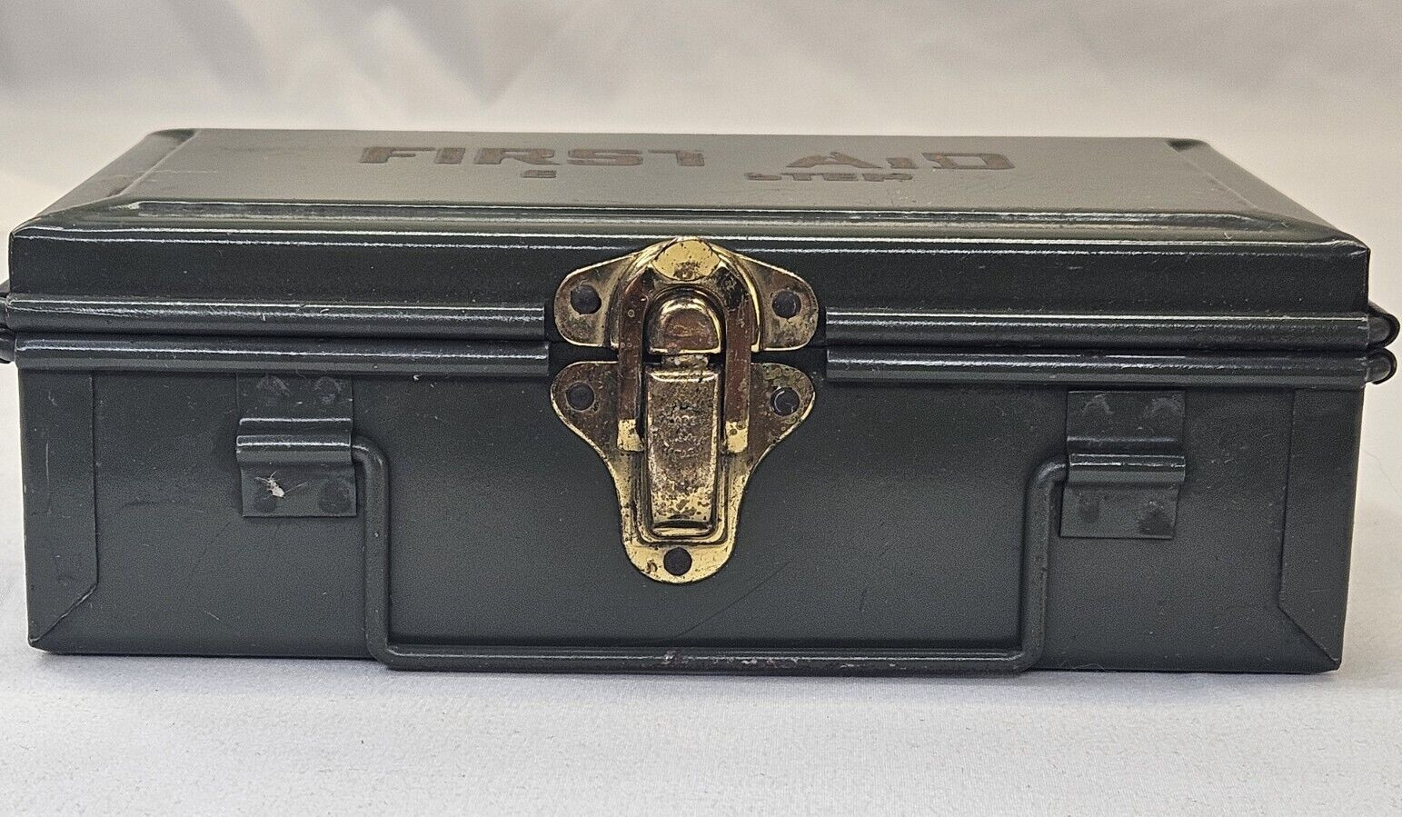 Vintage Military used First Aid Kit Eagle Lock Co USA