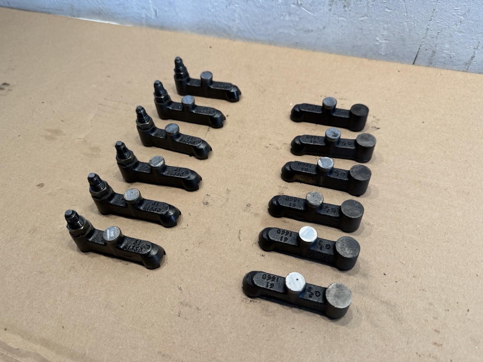 Caterpillar CAT 3176 C10 C12 Diesel Engine Valvetrain Valve Bridges 6I1660 OEM