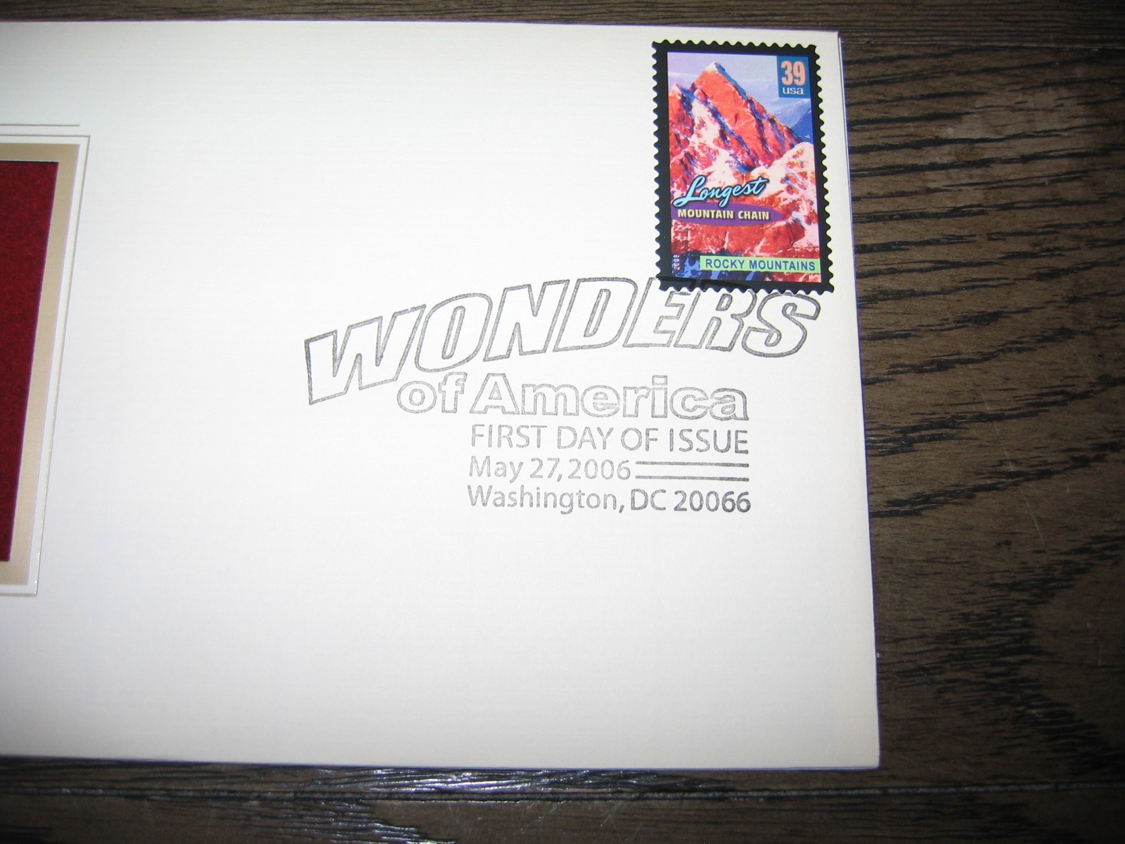 2006 Wonders of America Rocky Mountains Largest Chain Replica Golden Cover Stamp