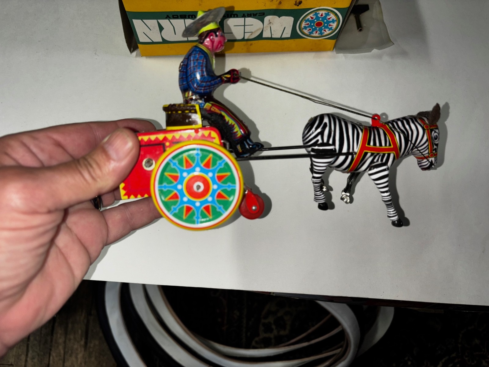 NOS New Vintage Tin Litho Wind-Up Toy Western Cowboy on Cart. MINT IN BOX w/key