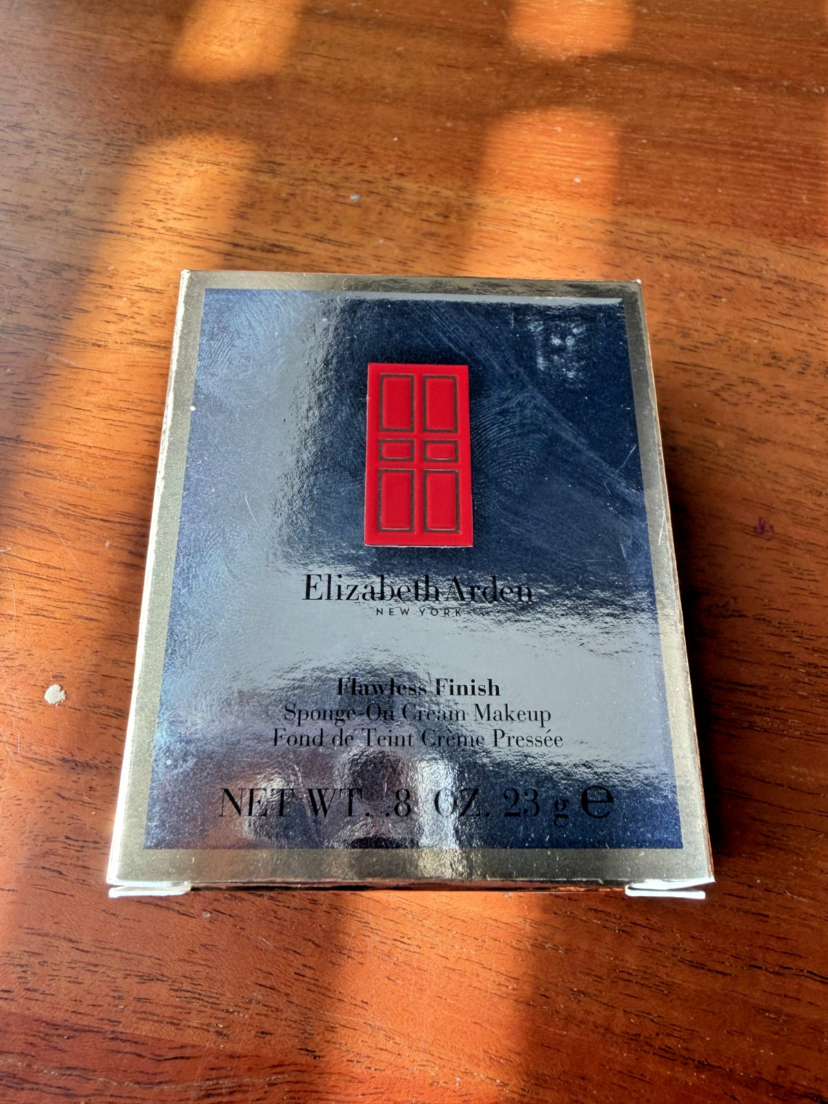 Elizabeth Arden Flawless Finish Sponge-On Cream Makeup 0.8 oz Vanilla Shell 54