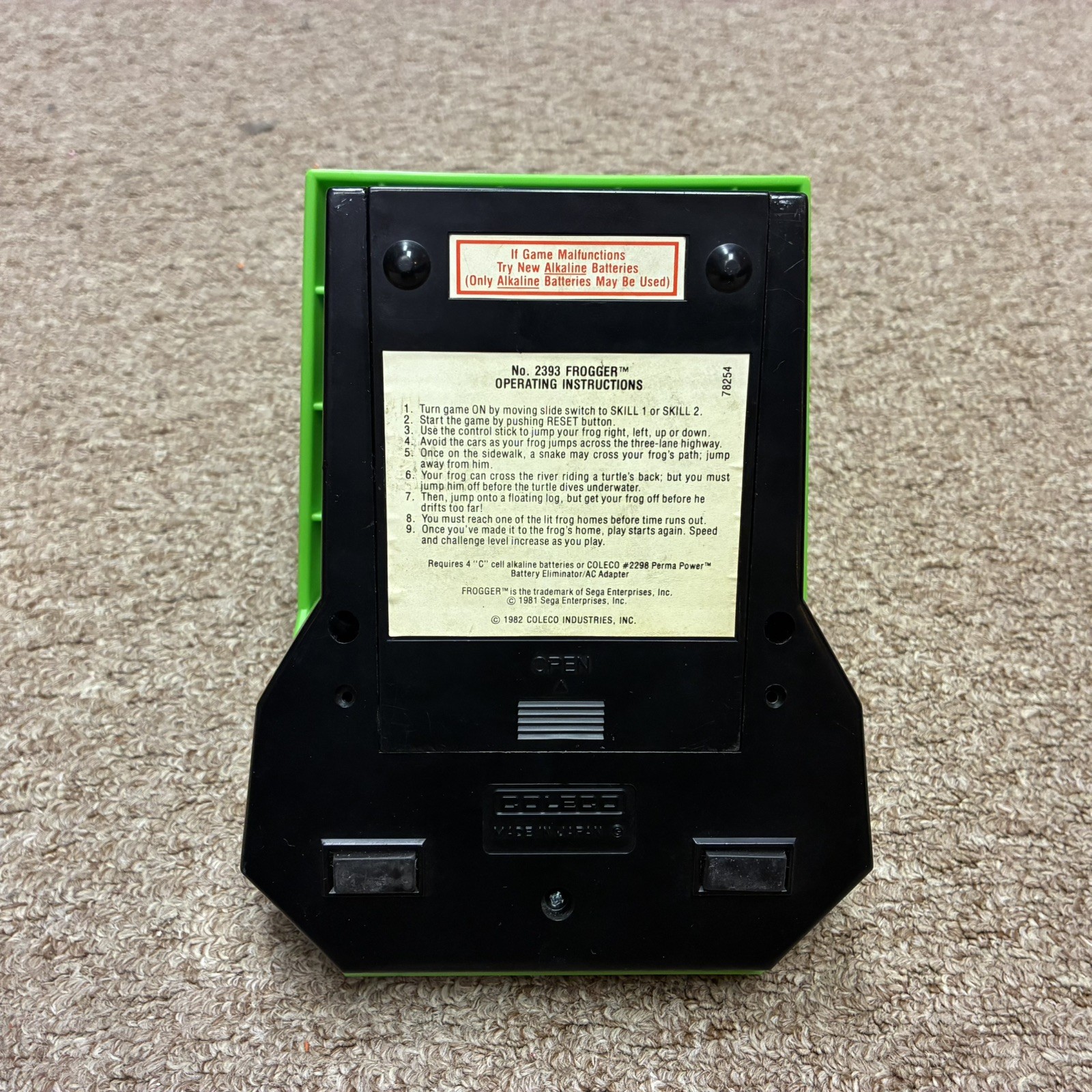 Vintage Coleco Frogger Tabletop Mini Arcade Game 1982 SEGA, Working Condition