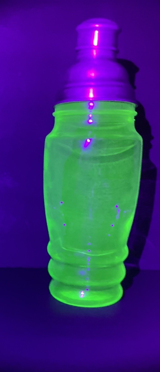 Vintage Green Uranium Glass Martini/Cocktail Shaker With Lids 11 Inches