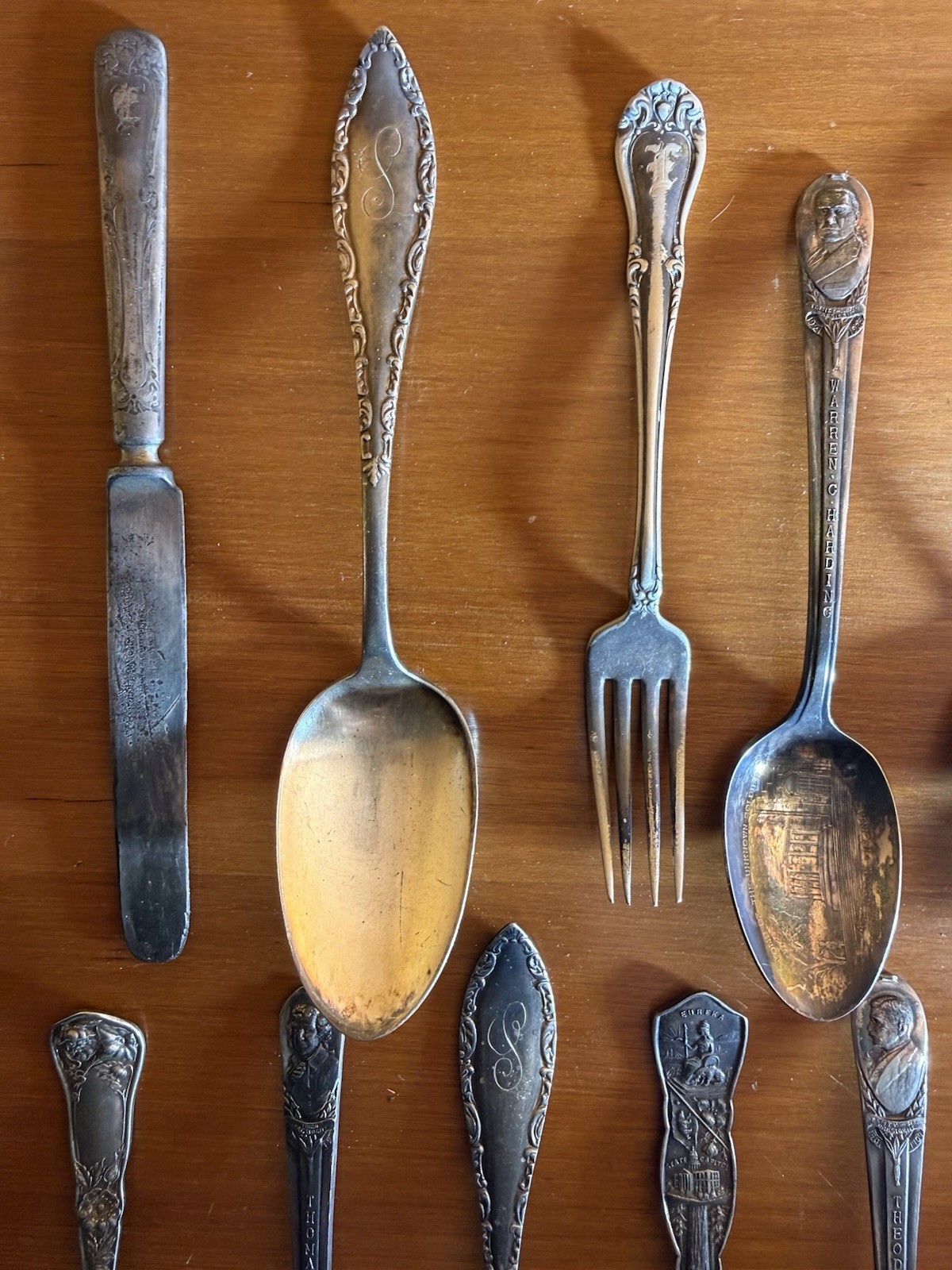16pc Vintage Souvenir Spoon Lot - WM Rogers Presidents & 1939 World's Fair