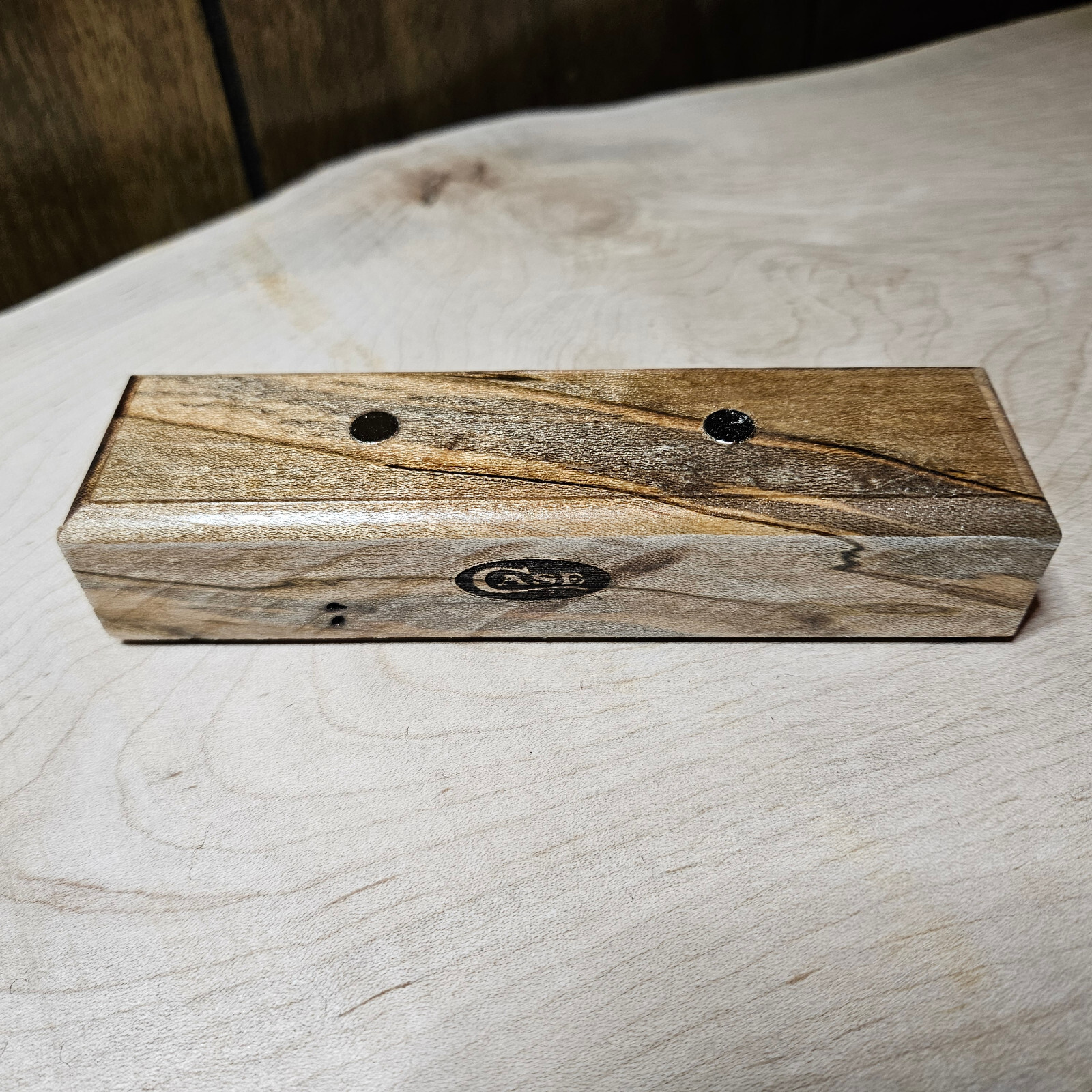 Case Knives Display Stand - Ambrosia Maple