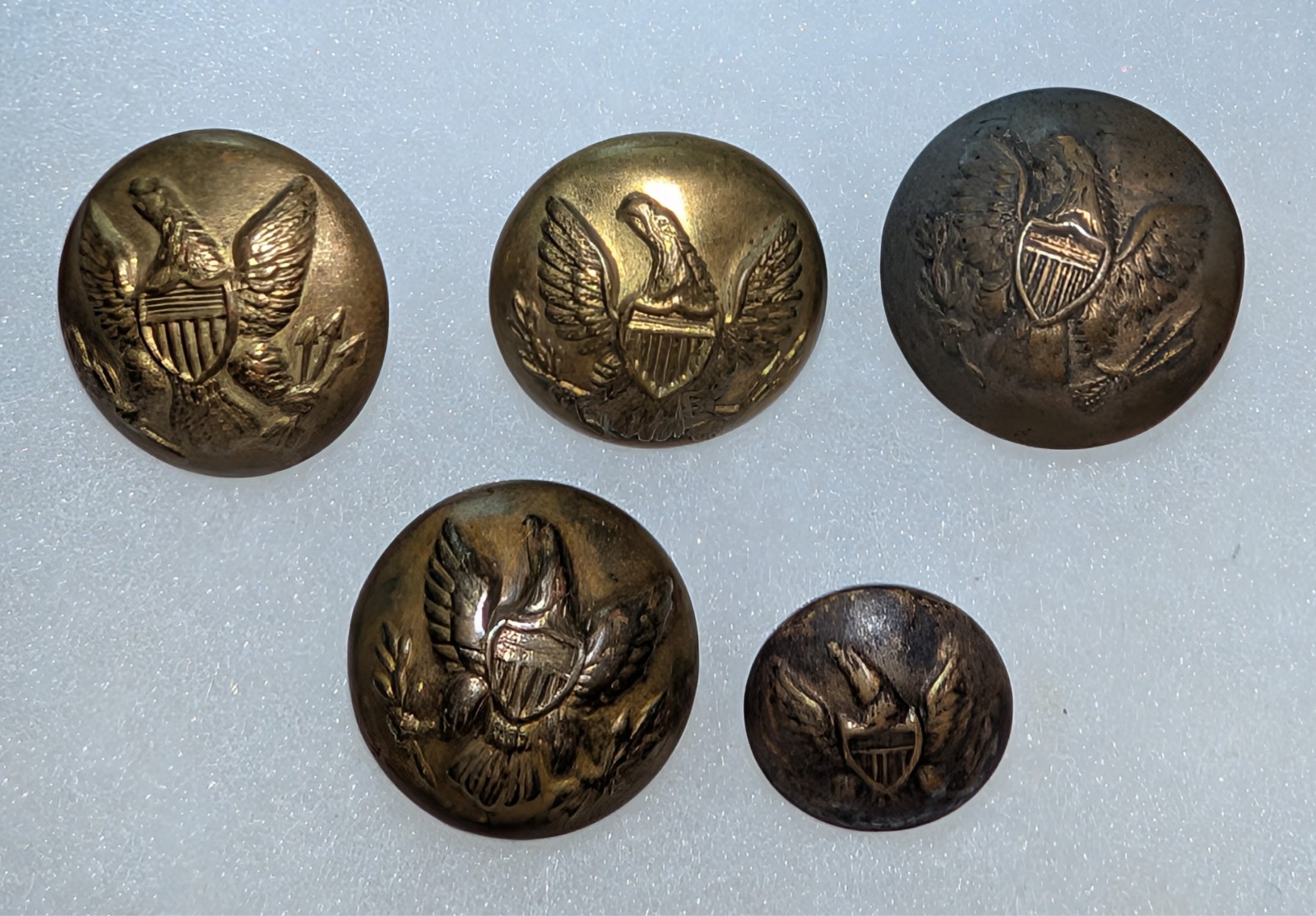 Five Nondug Civil War Federal Eagle Buttons