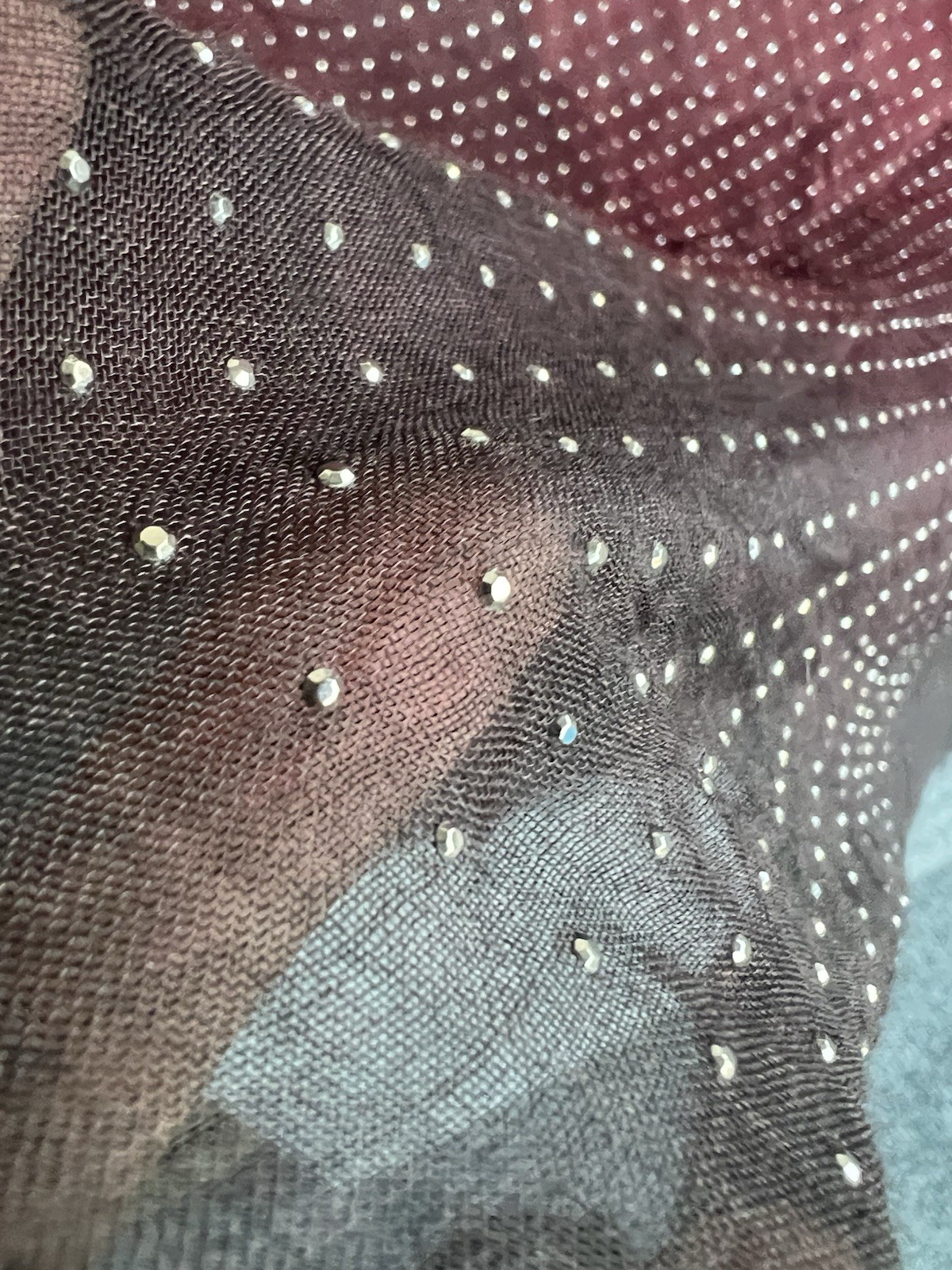 Avant Toi embellished with small silver dots Scarf Ombre Red Black Large 72X57”