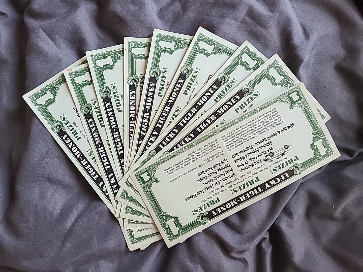 Lot Of 10 - Vintage 1966 Esso Lucky Tiger Money Bills EUC