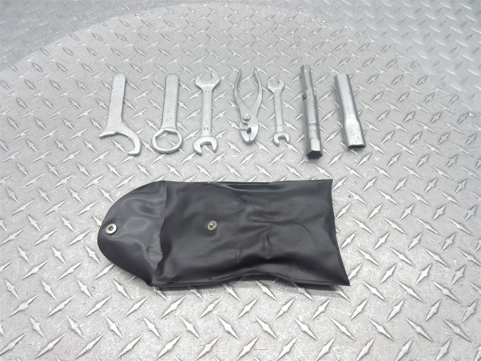 2009 09-15 Suzuki SFV650 Gladius OEM Tools Tool Bag Kit Pouch Set