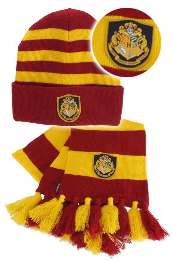 Harry Potter HOGWARTS KNIT HAT SCARF SET Red Yellow Gryffindor Hermione LICENSED