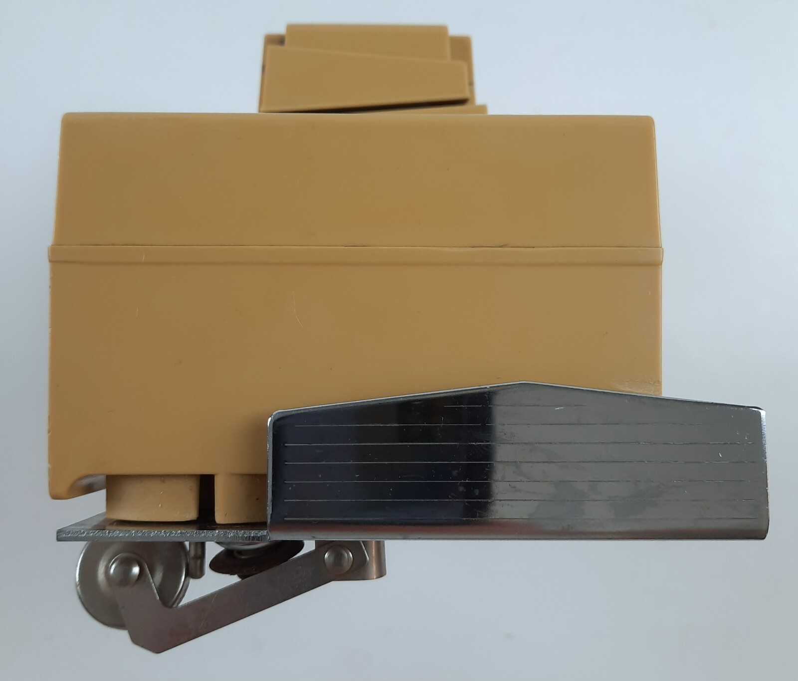 Vintage Sears Gold Counter Craft Insta Clean Can Opener Knife Sharpener