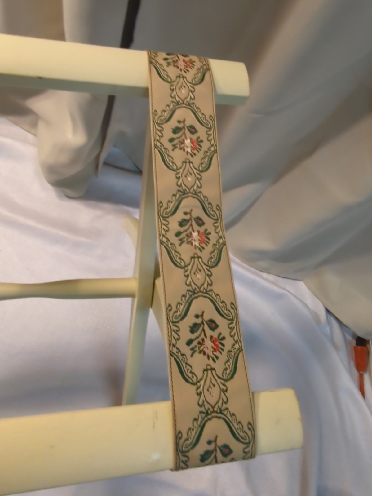 Vtg Scheibe Wood Folding Luggage Suitcase Rack Hotel Stand Tapestry Straps Ivory