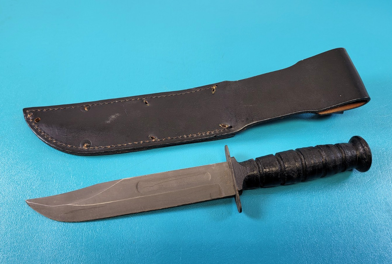 Vintage US Military Ontario Mark 2 Fighting Knife + Black Sheath TR720