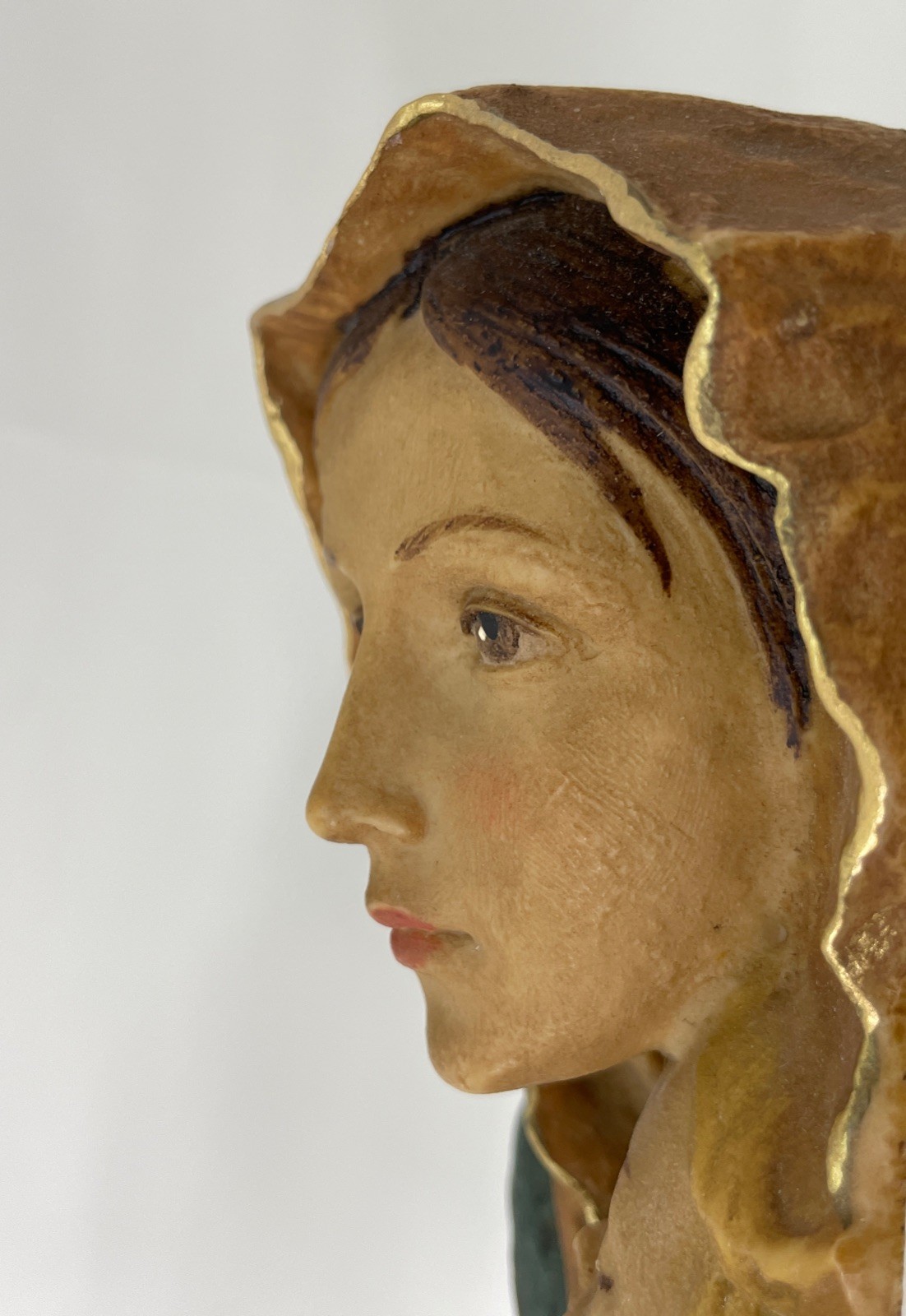 Mary & Baby Jesus Solid Resin Wall Plaque 7” Madonna Religious Decor Hand Painte