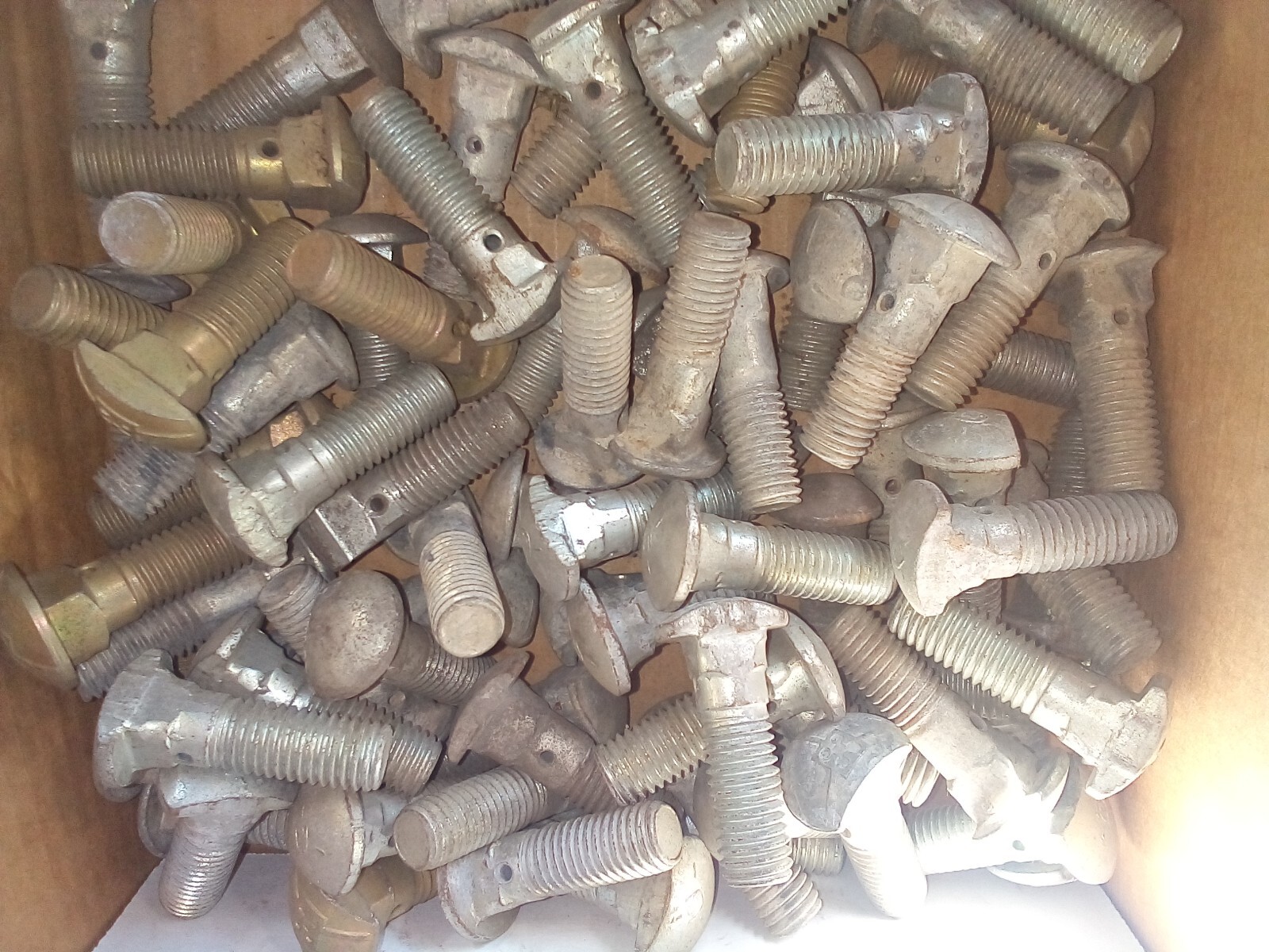 New Batco Dayton 13-6501 Clipped Head Wheel Bolt 5/8-11 Thread 2" Lg Pack of 10