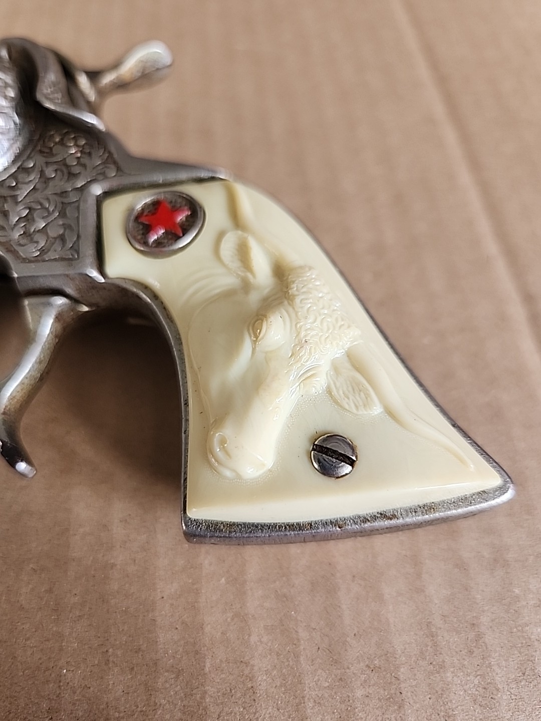 Vintage Hubley Texan 50 Shot Repeating Pistol Cap Replica TOY Gun Longhorn Grip