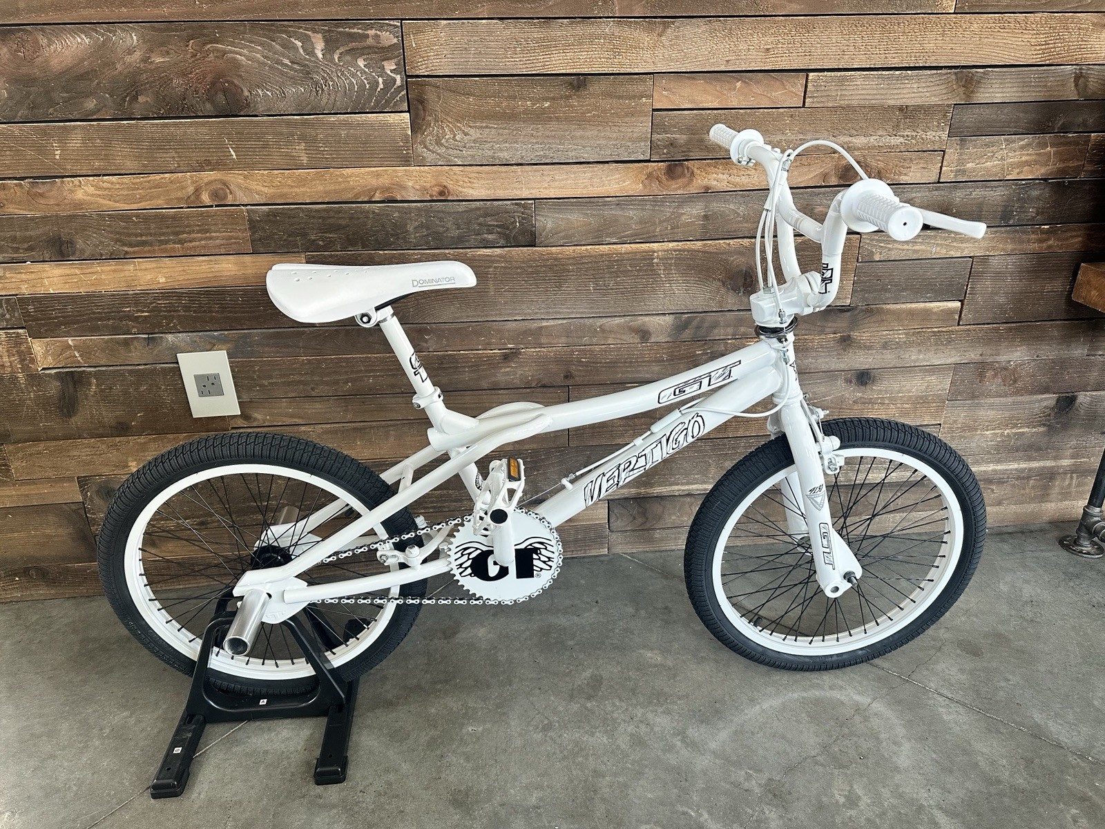 GT Vertigo Old School BMX Bike White Steel 20" Vintage Caliper Brake