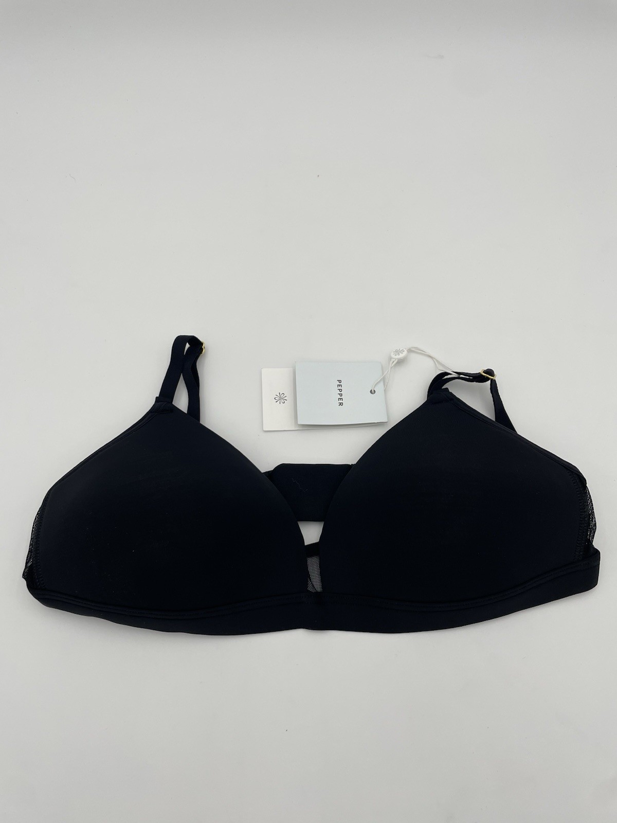Pepper Medium Bra Black FeelGood Wirefree T Shirt Back Closure