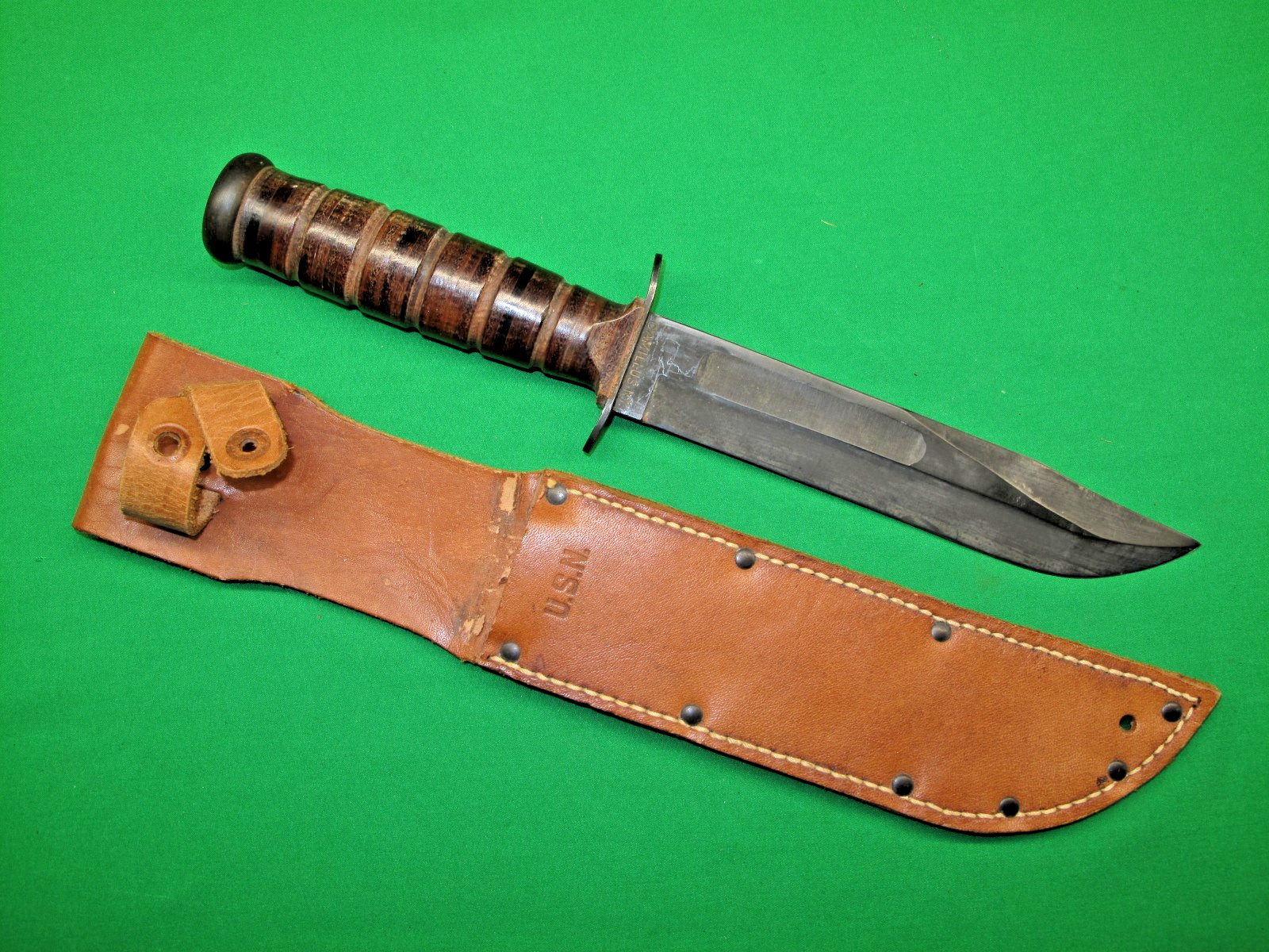 RARE US MARK 2 CAMILLUS KNIFE 1st VARIATION SCREW POMMEL