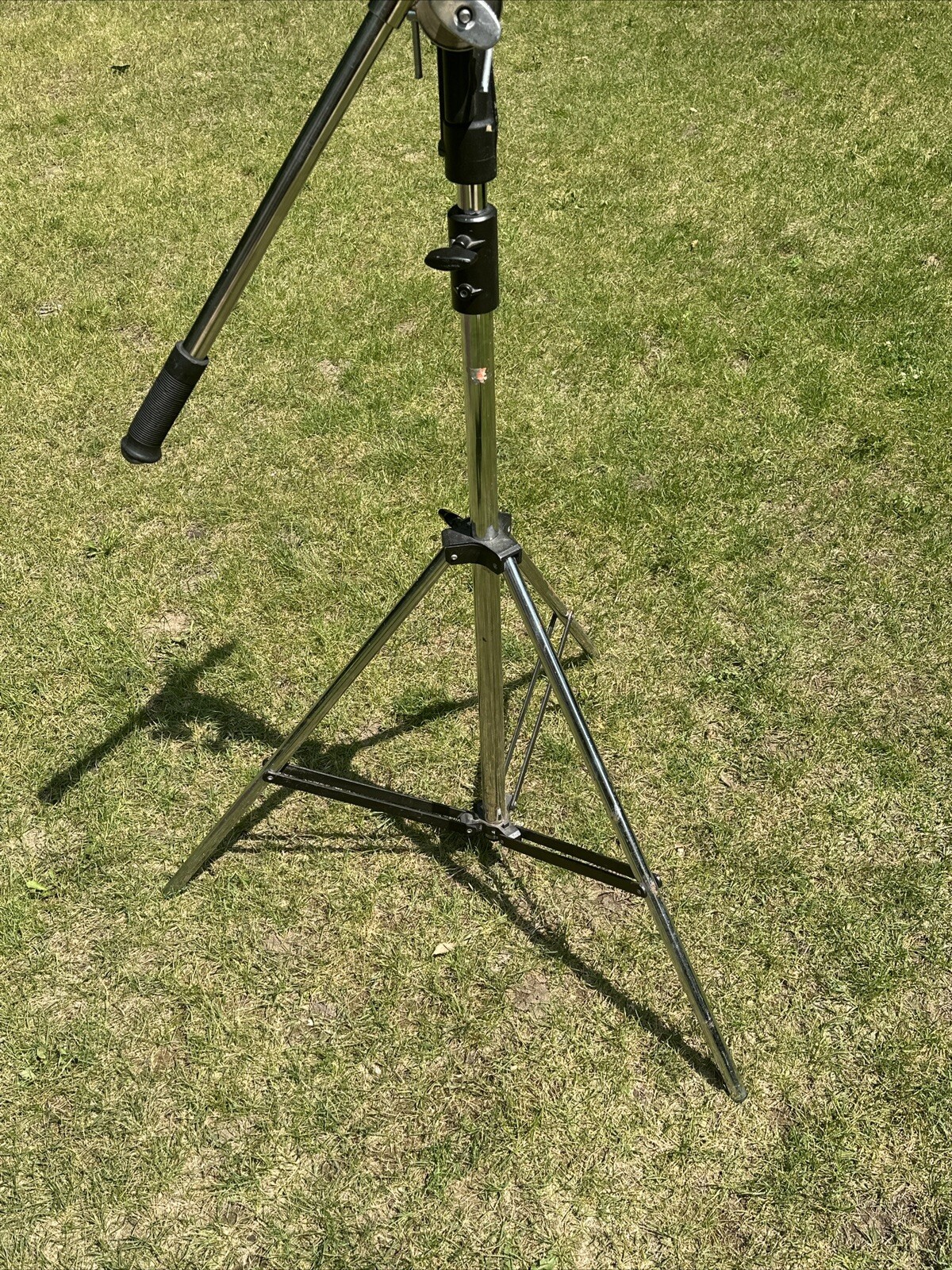 Manfrotto Black Heavy Duty 3071 Stand W/ Matthews 54 Boom 45.5”- 79.5”