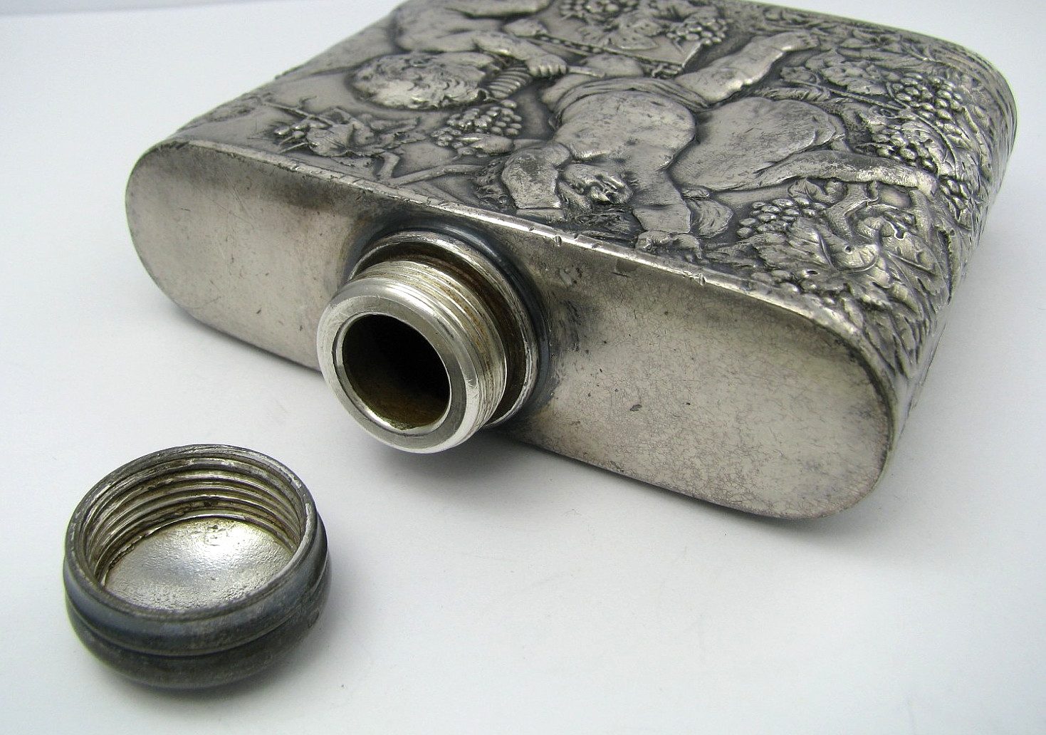 ANTIQUE SILVER PLATED FLASK LIQUOR FLASK Tipsy Cherubs Angels 1870s No Mono Rare